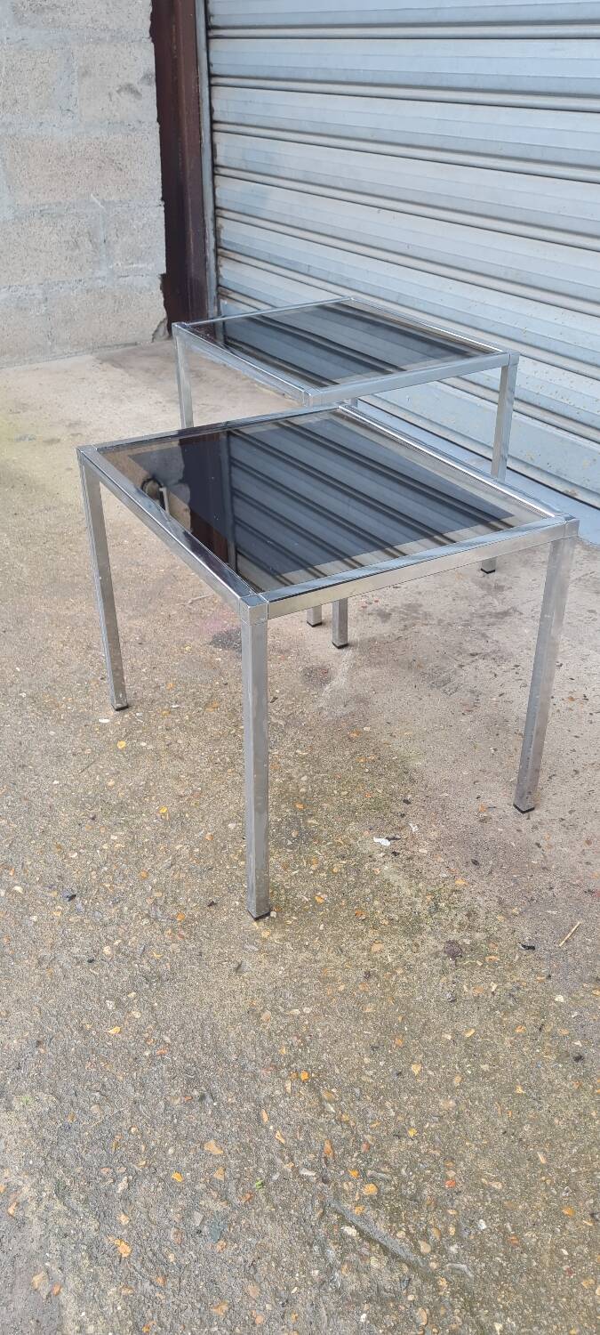 Pair of side tables in chrome metal and glass