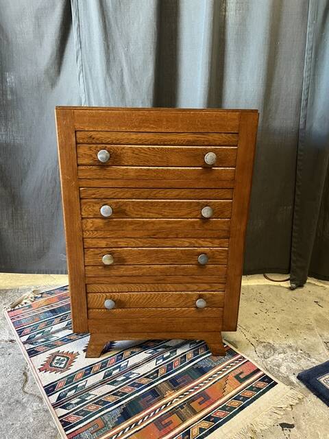 Vintage Art Deco chest of drawers/commode