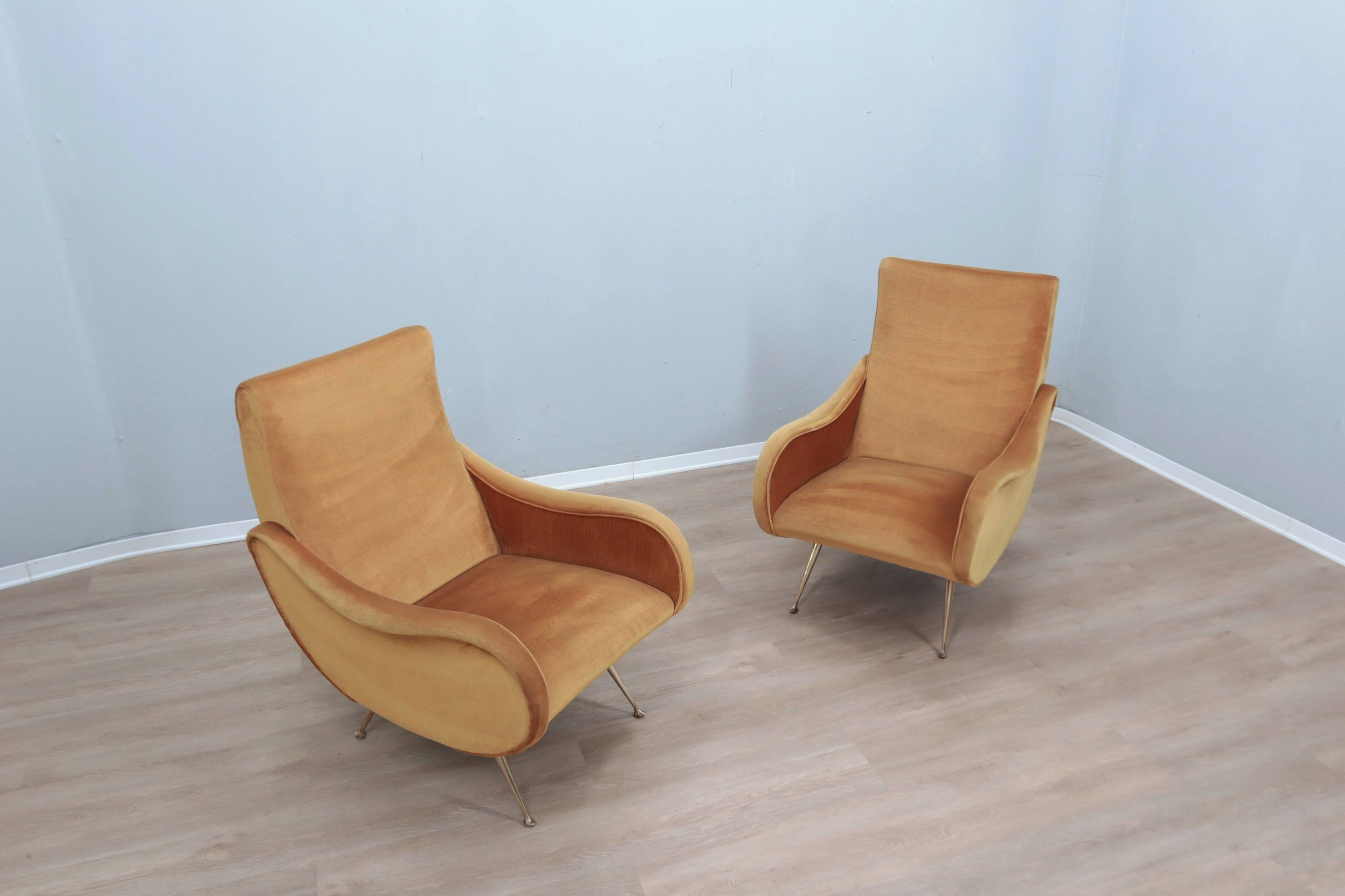 Fauteuils en velours style Lady du milieu du siècle des années 1960