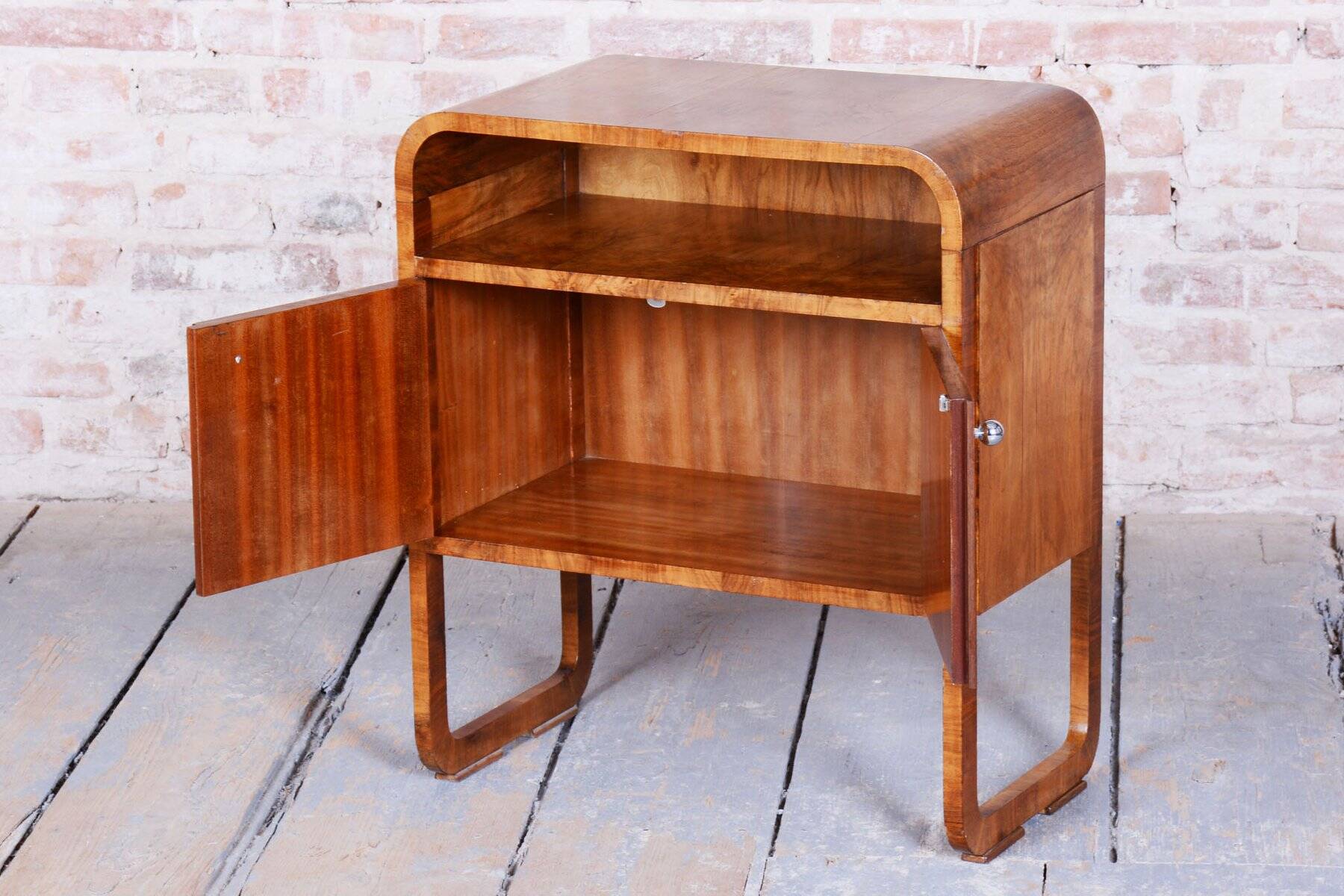Art Deco Cabinet in Walnut & Veneer, Czech, 1920s
