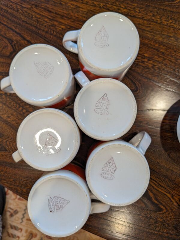 Ensemble mugs, pichets et sucrier Granit