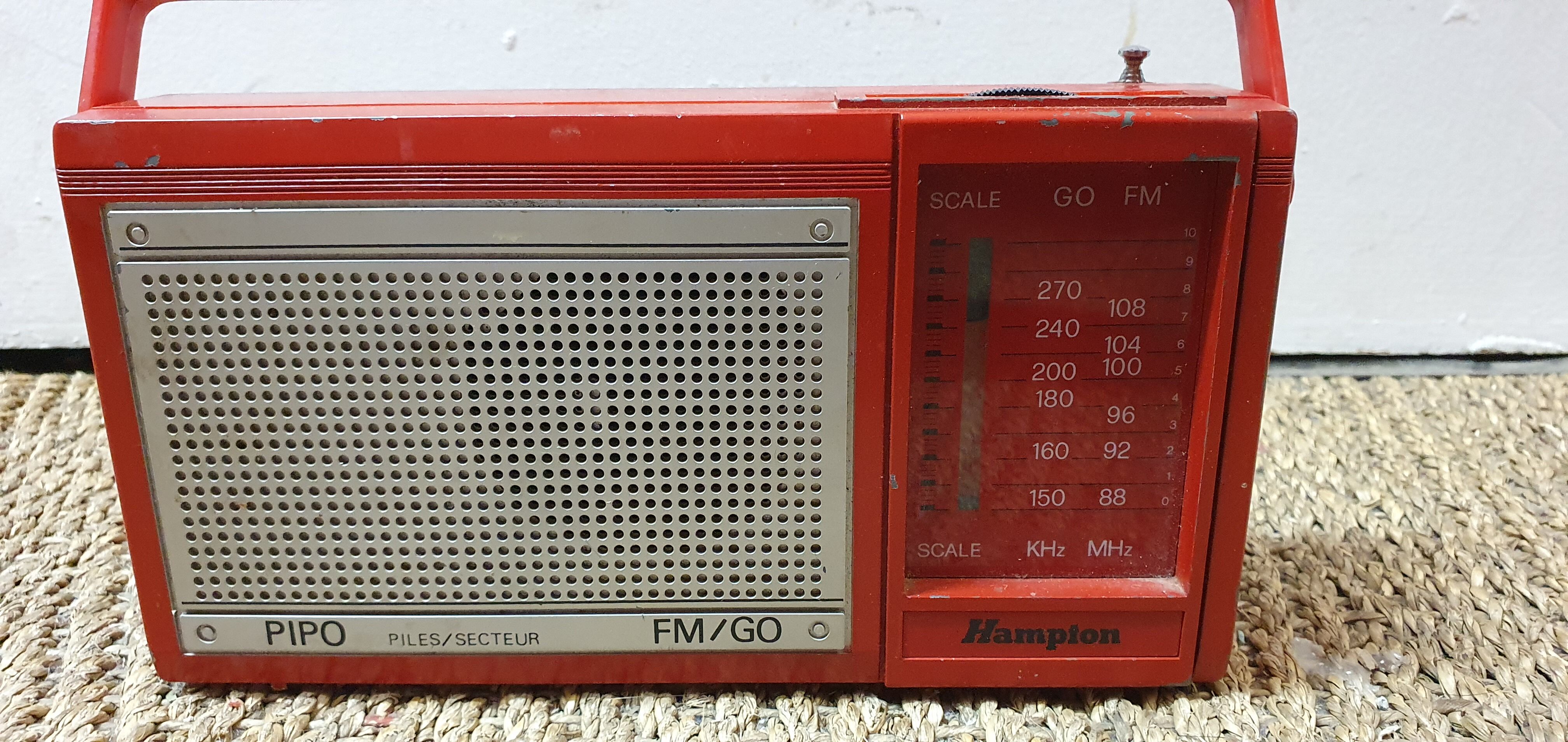 1970 Hampton pipo radio station