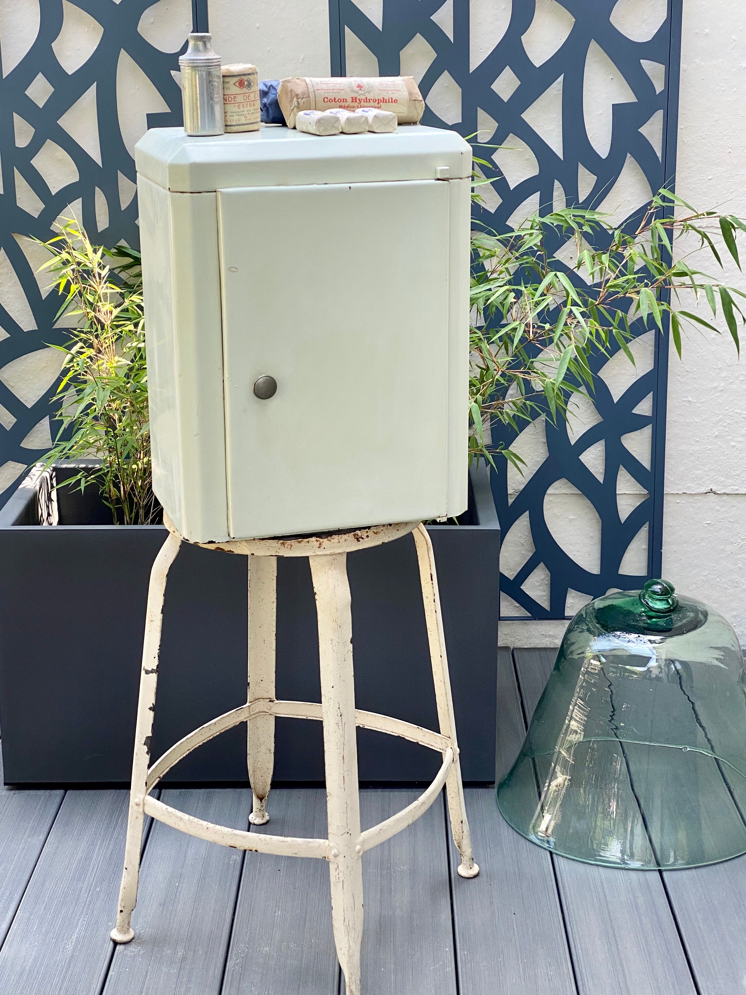 Vintage metal medicine cabinet