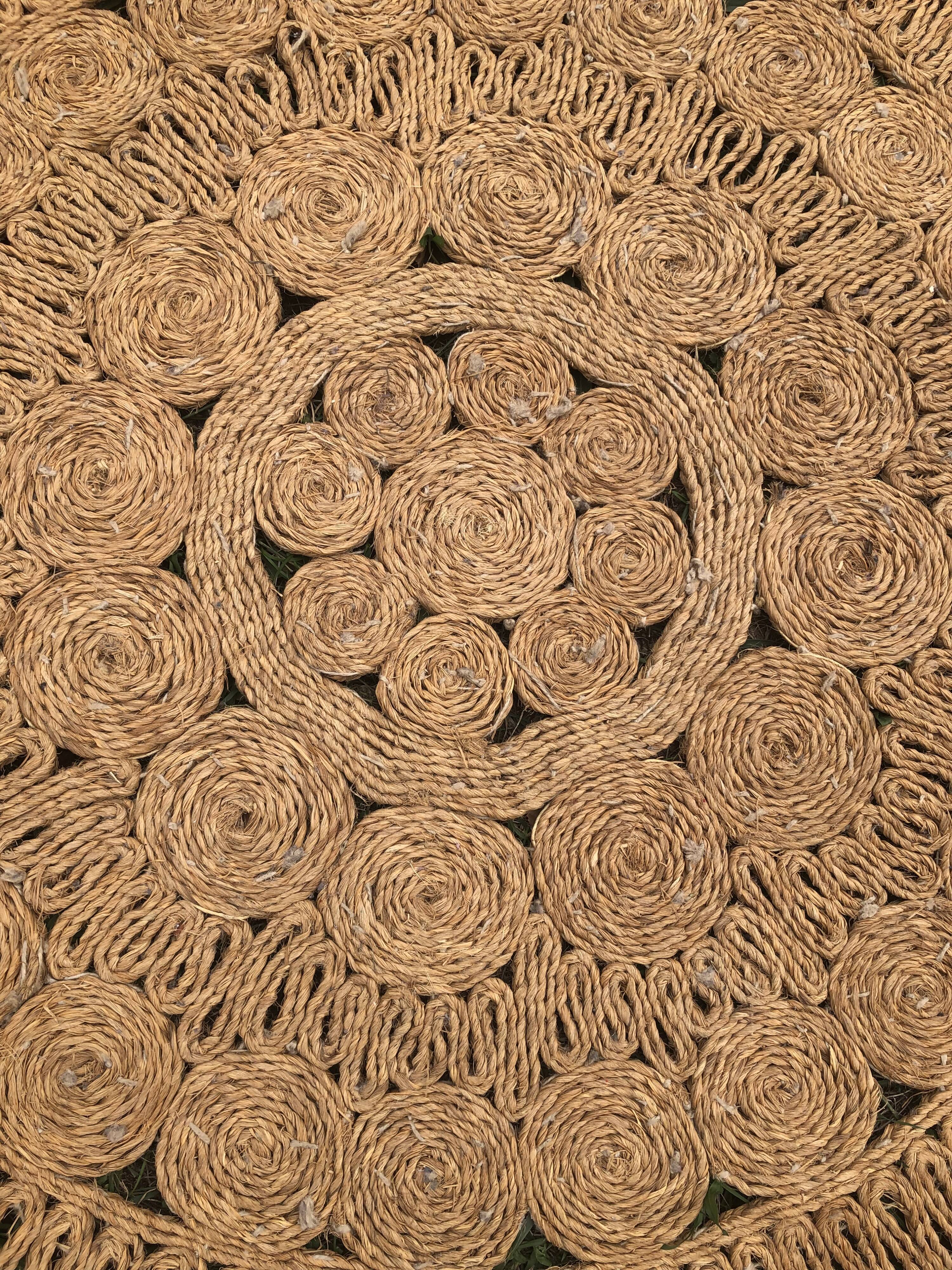 Vintage jute round carpet