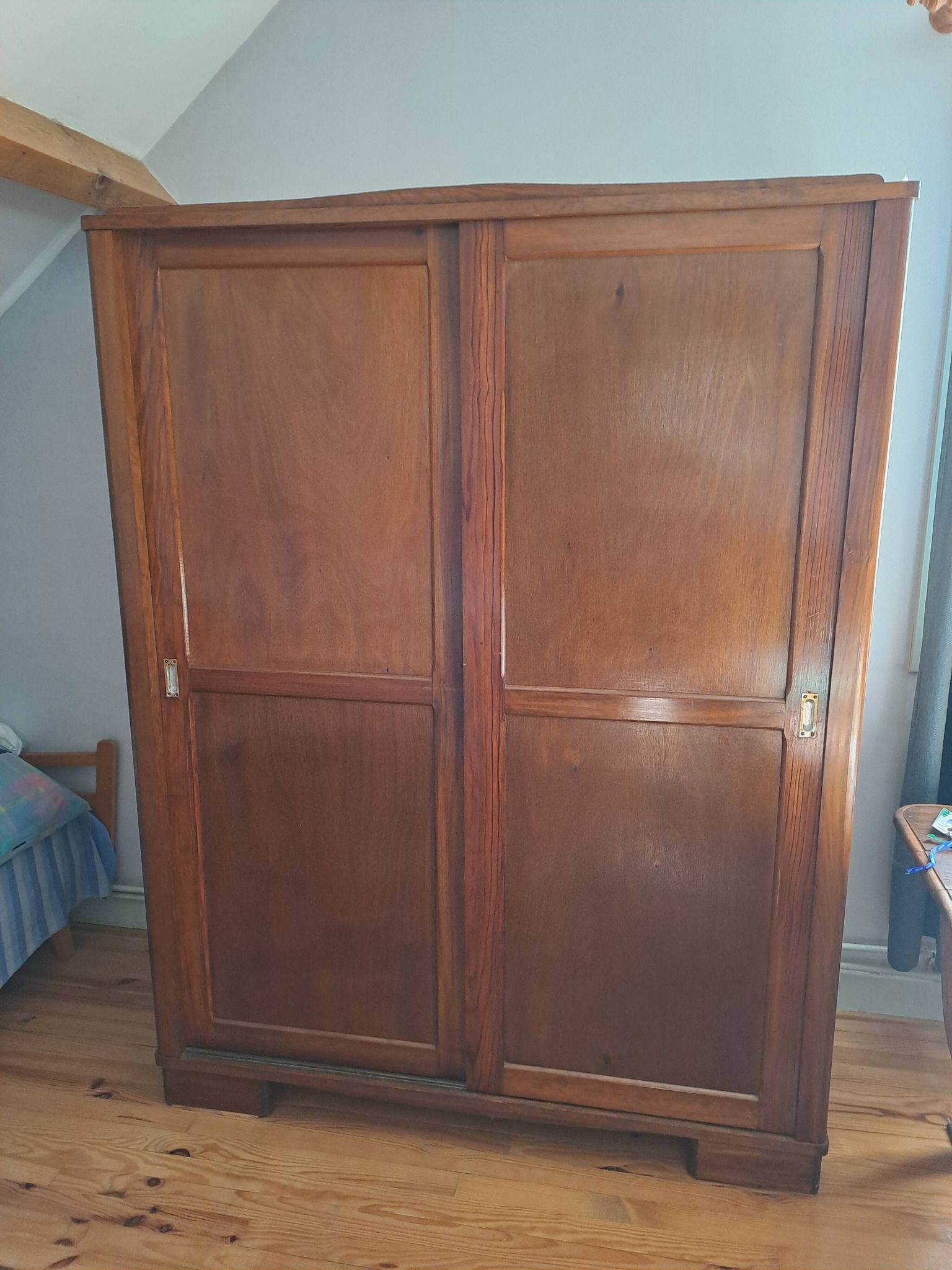 Armoire parisienne 1930 penderie portes coulissantes