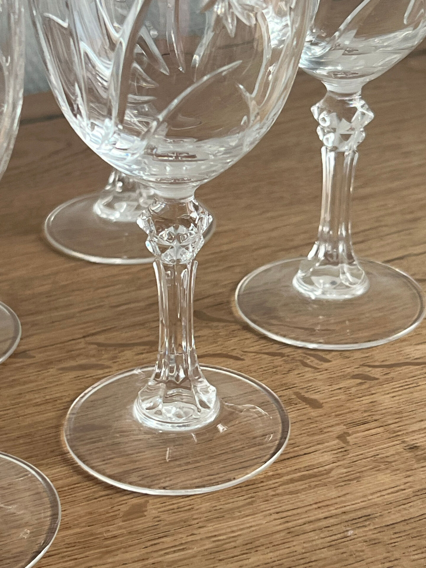8 crystal stem glasses model Lude