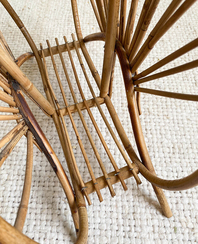 Rattan magazine holder