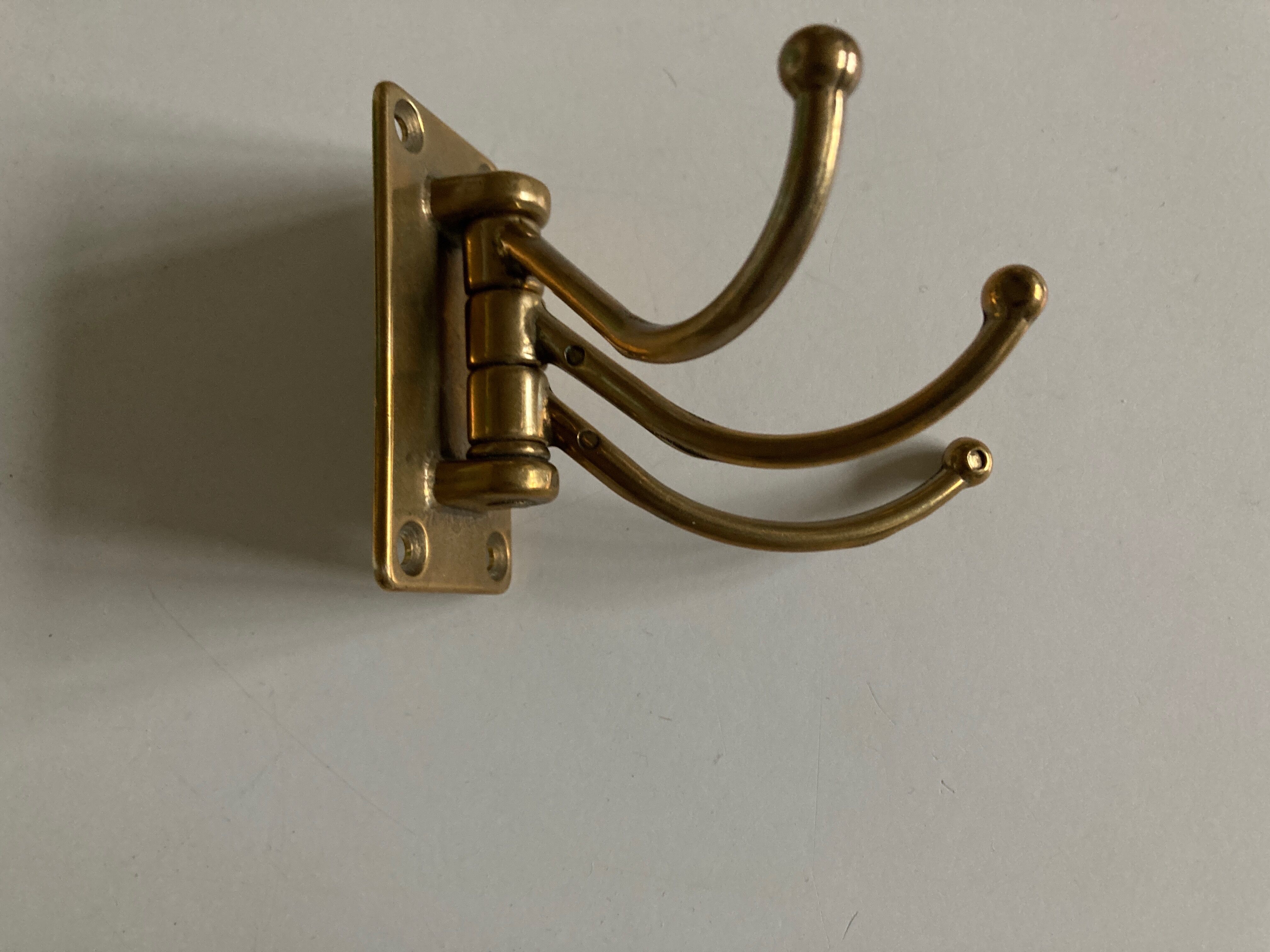 Bronze swivel hook 1950
