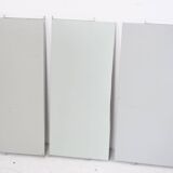 Tomado floor shelf in shades of gray