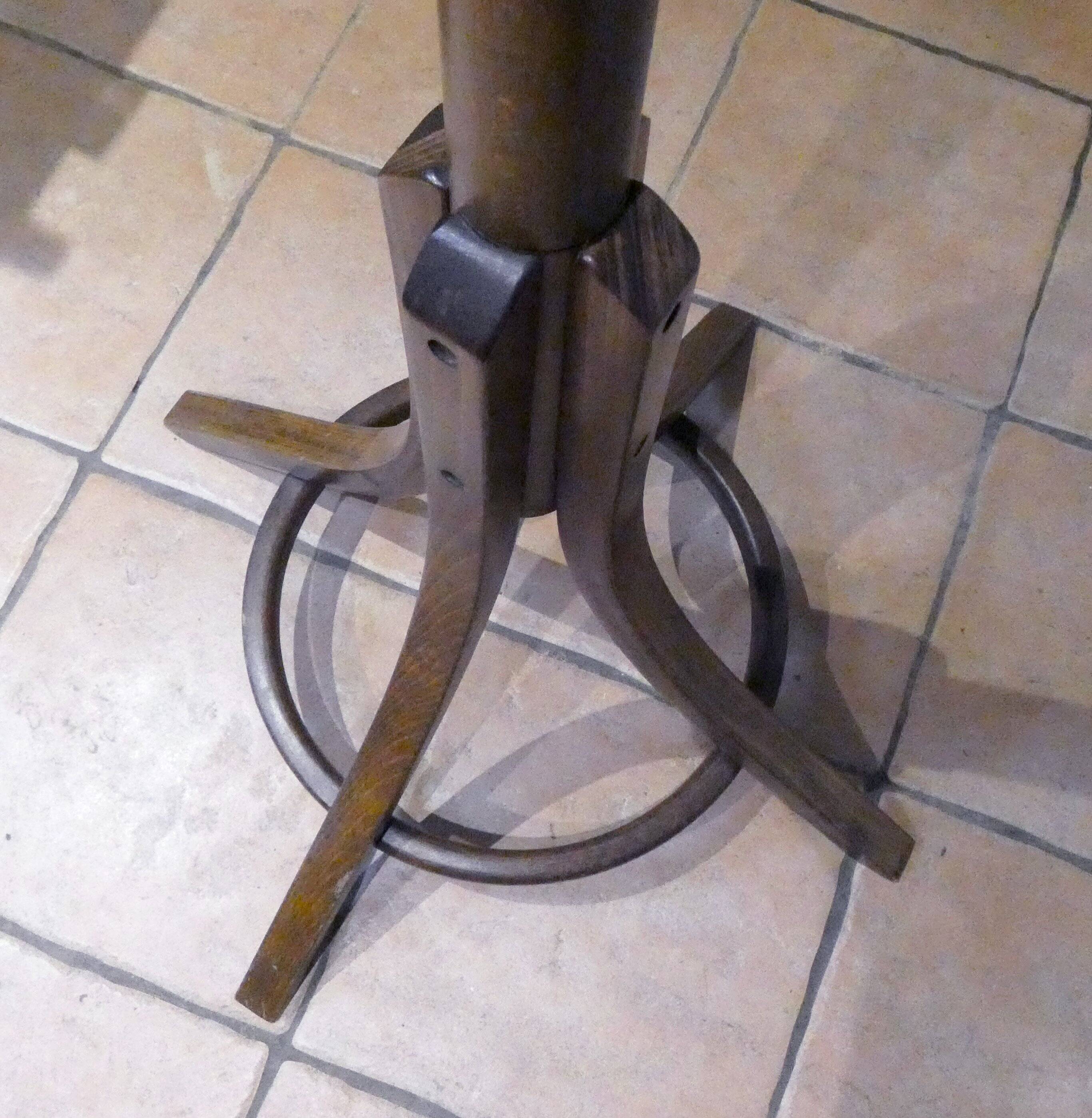 Ancien portemanteau perroquet en bois courbé