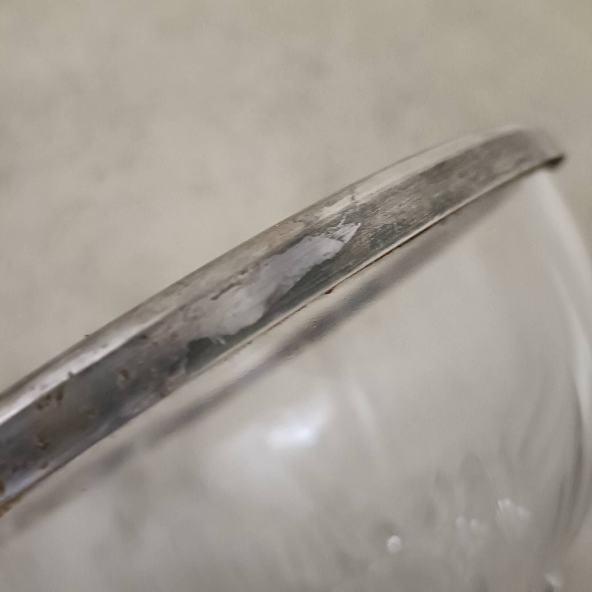 Crystal bowl with a rim