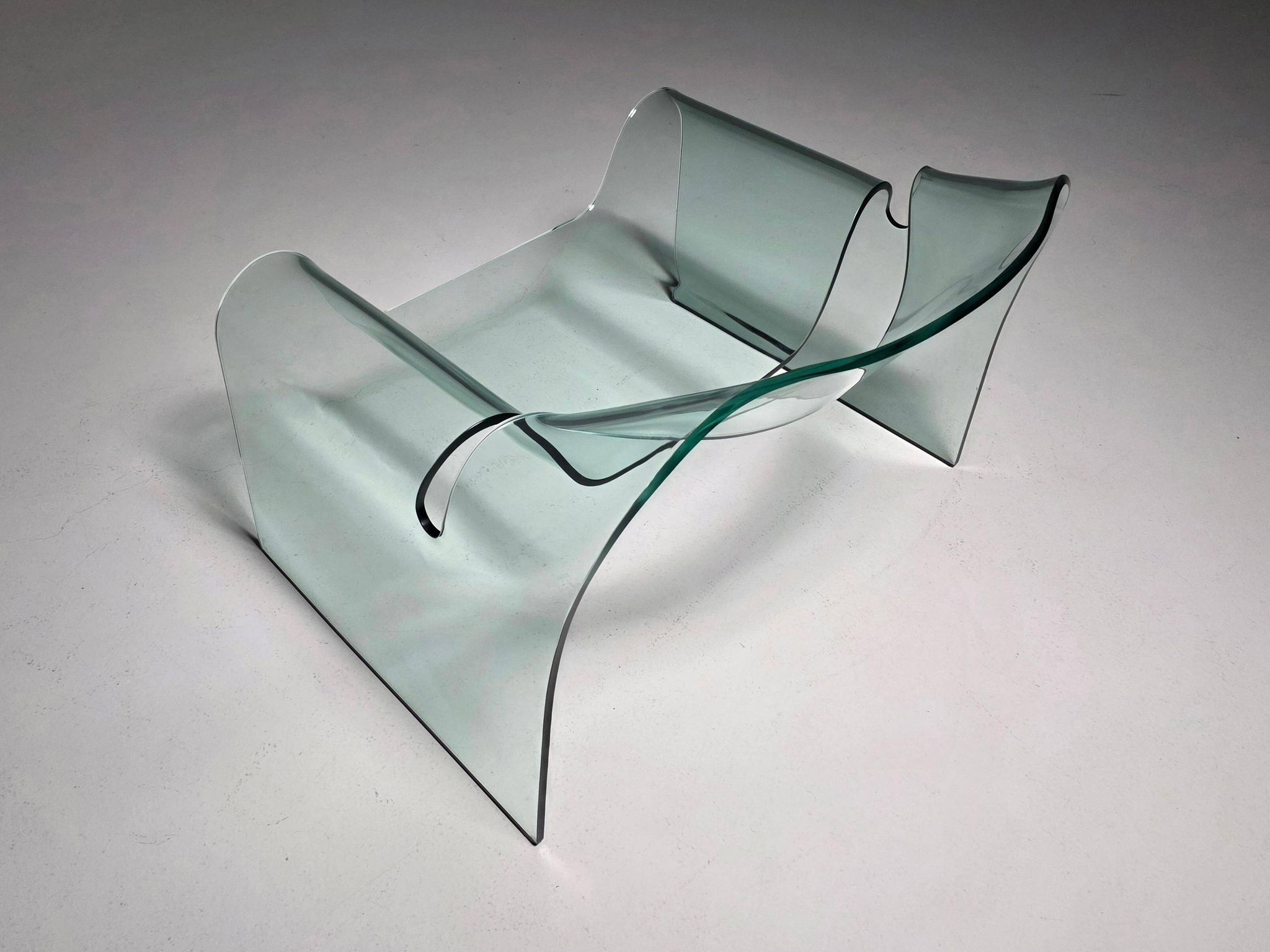 "Ghost" chair in glass by Cini Boeri for FIAM Italy, 1980s.