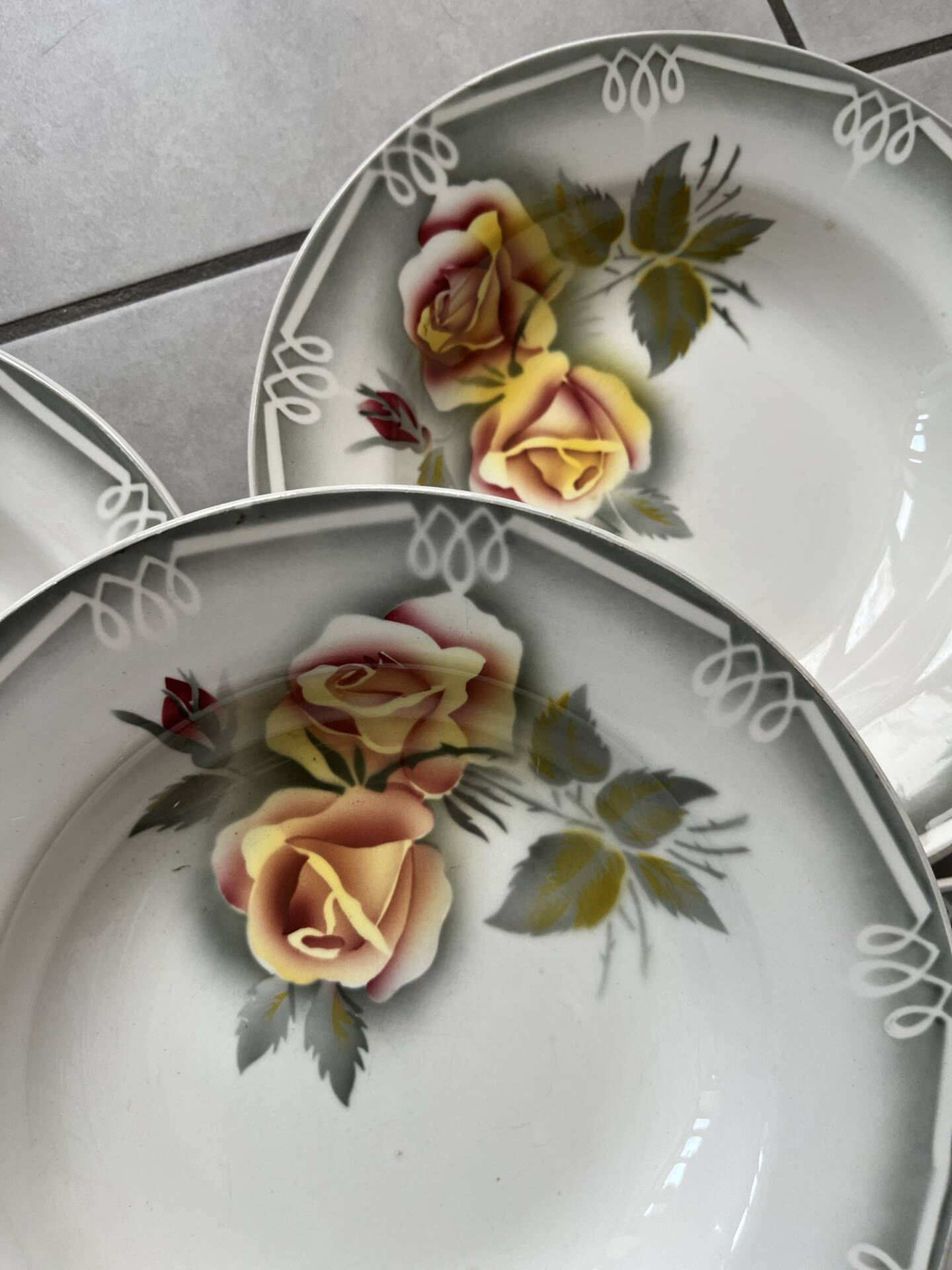 Set of 5 "Odile" plates Digoin Sarreguemines