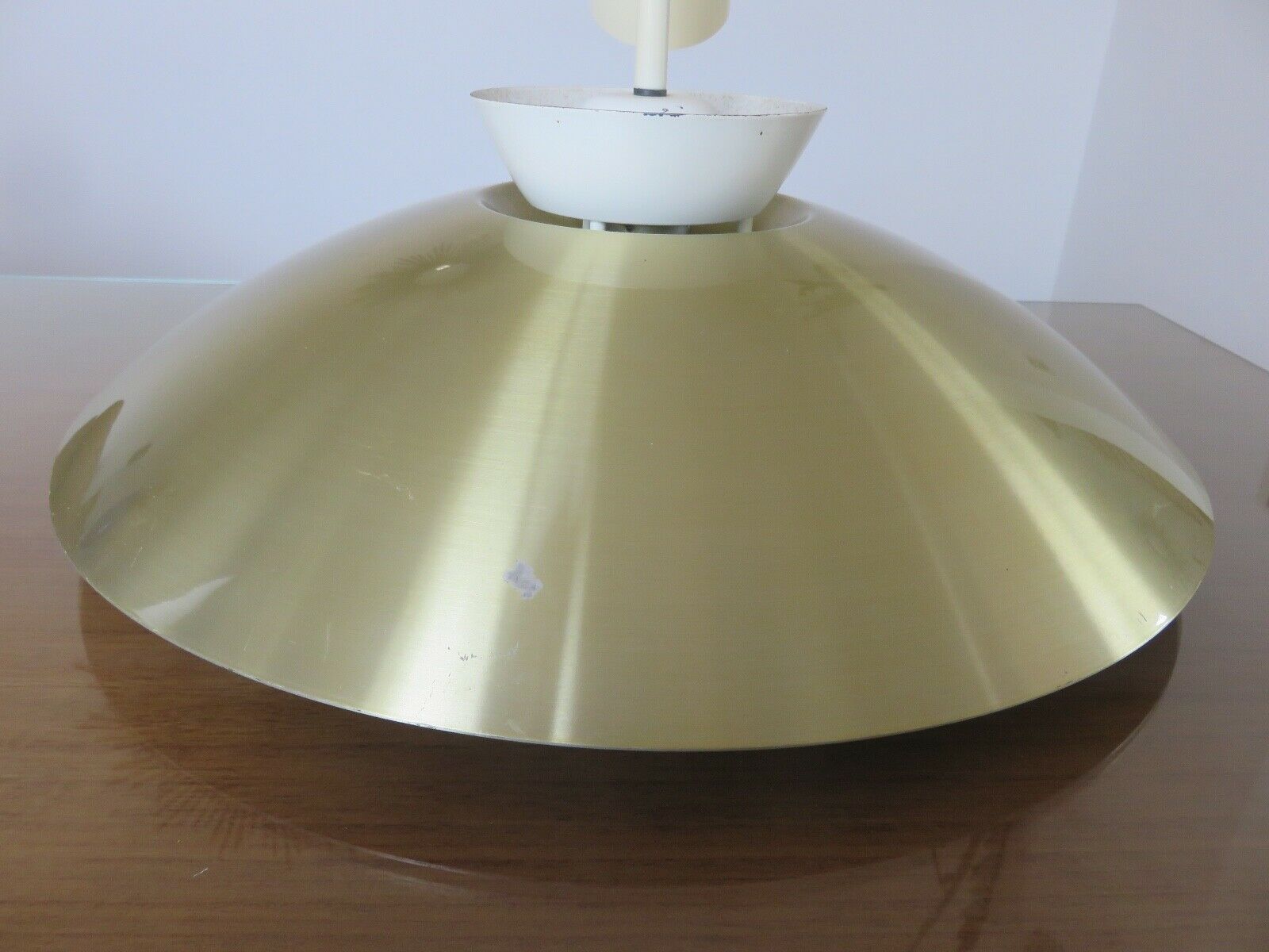 Suspension scandinave aluminium doré années 70