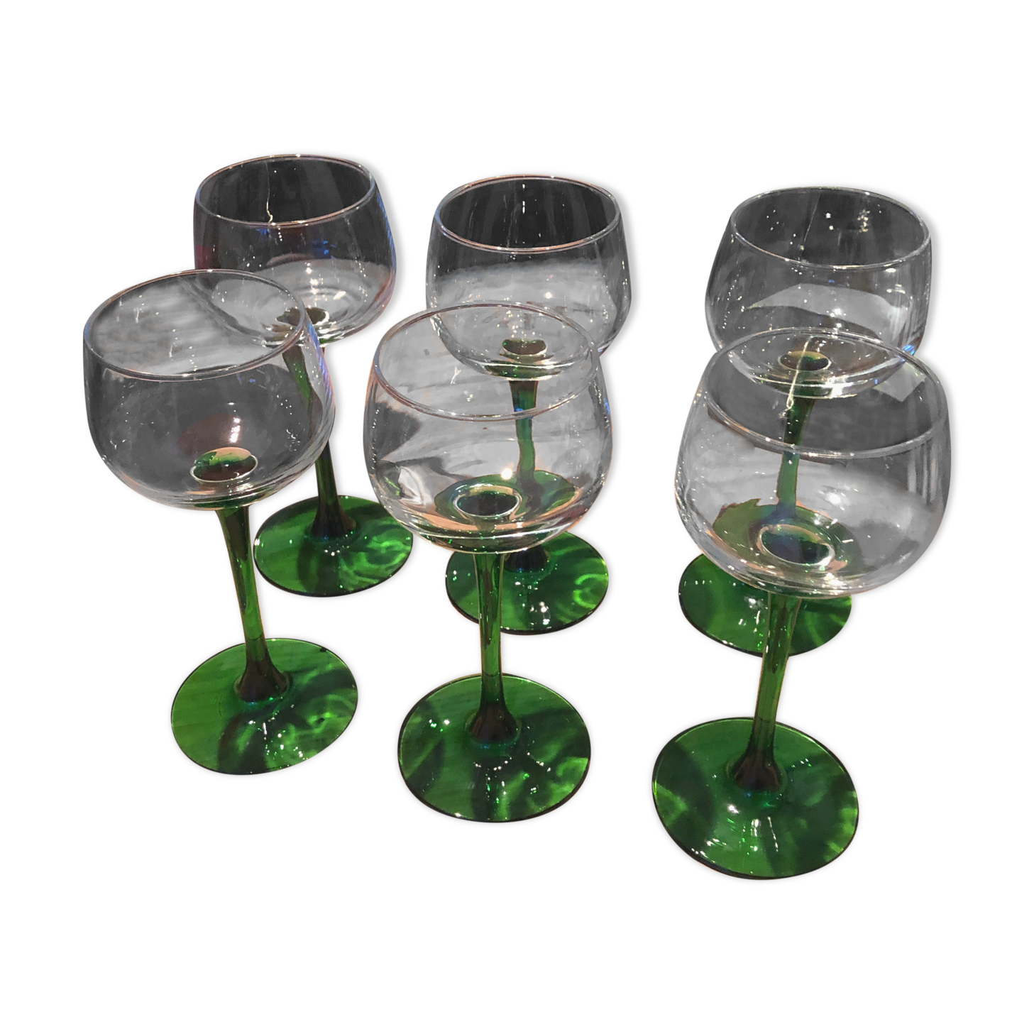 6 white wine glasses