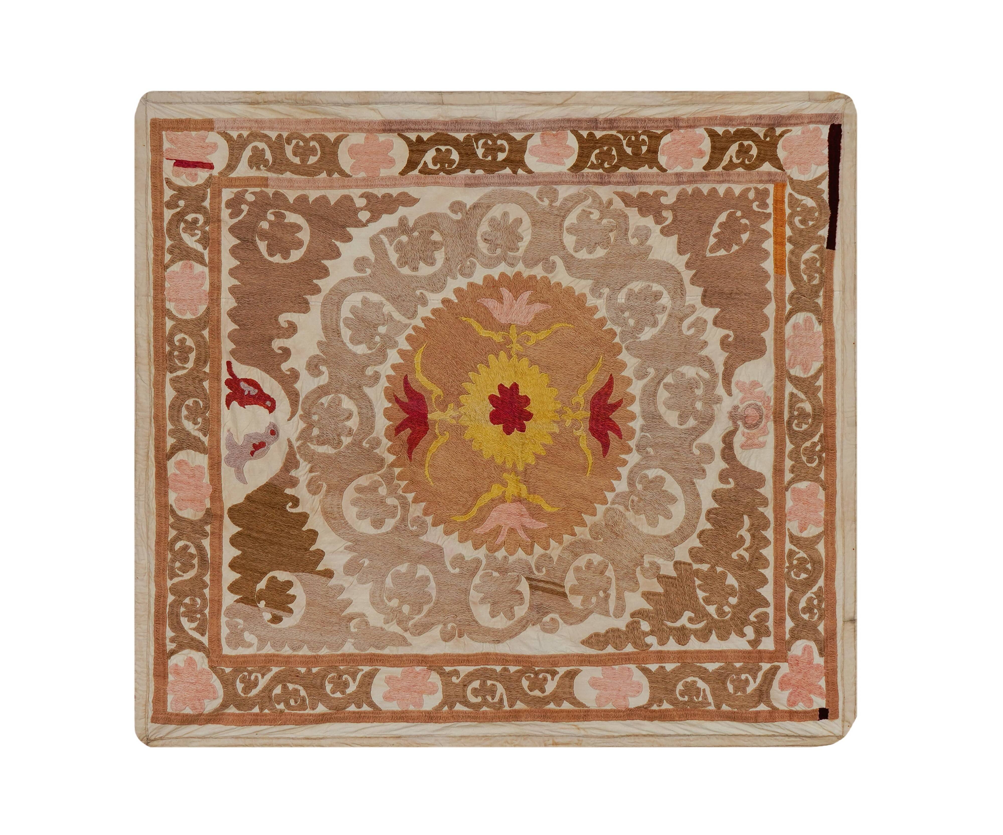 Vintage Turkish hand-knotted rug 114x122 cm