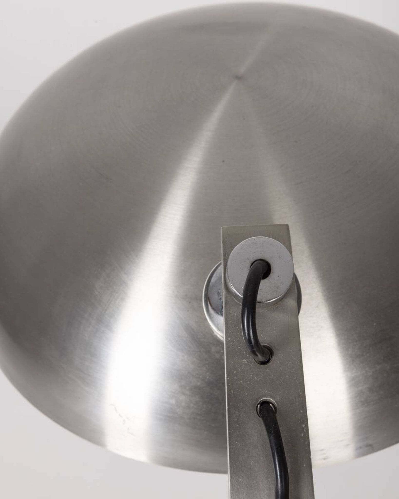 70's ministerial table lamp in chrome metal italian design