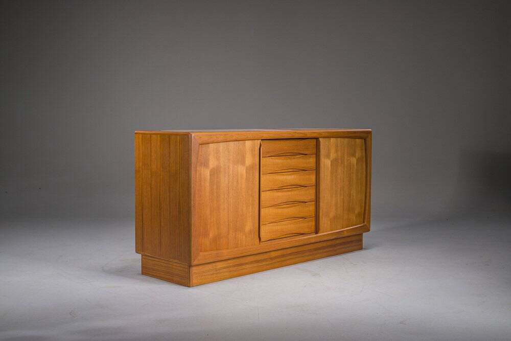 Mid-century Danish teak sideboard from Dyrlund, 1980s