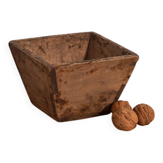 Old rice measuring bowl (c.1920) #3