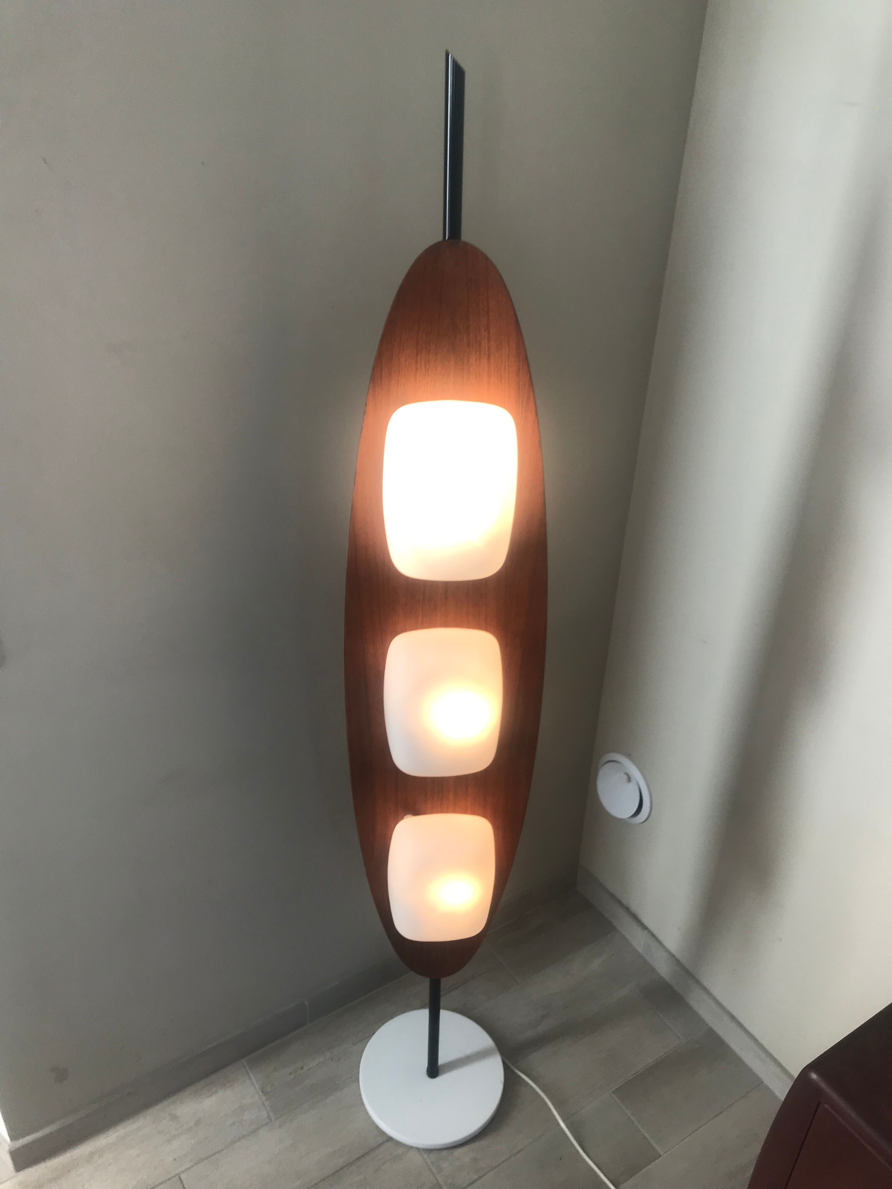Floor lamp surf teak and opalines design gioffredo reggiani 1960
