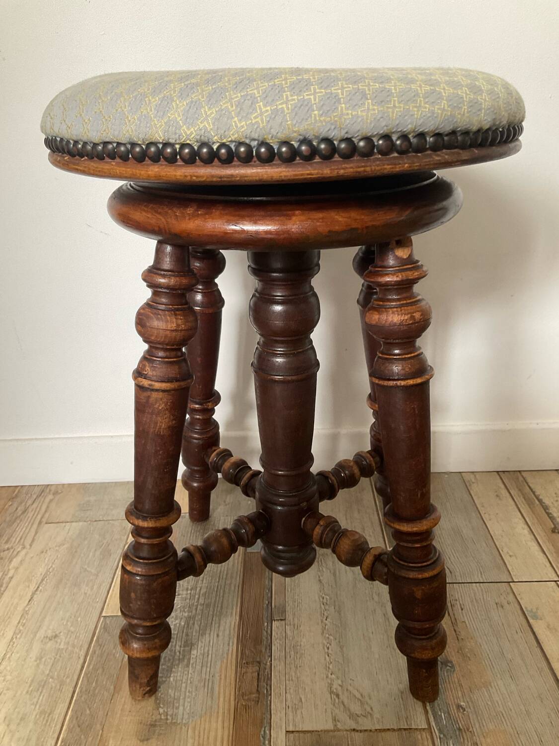Vintage turned wood piano stool