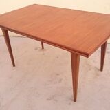 Scandinavian table in teak with  extensions