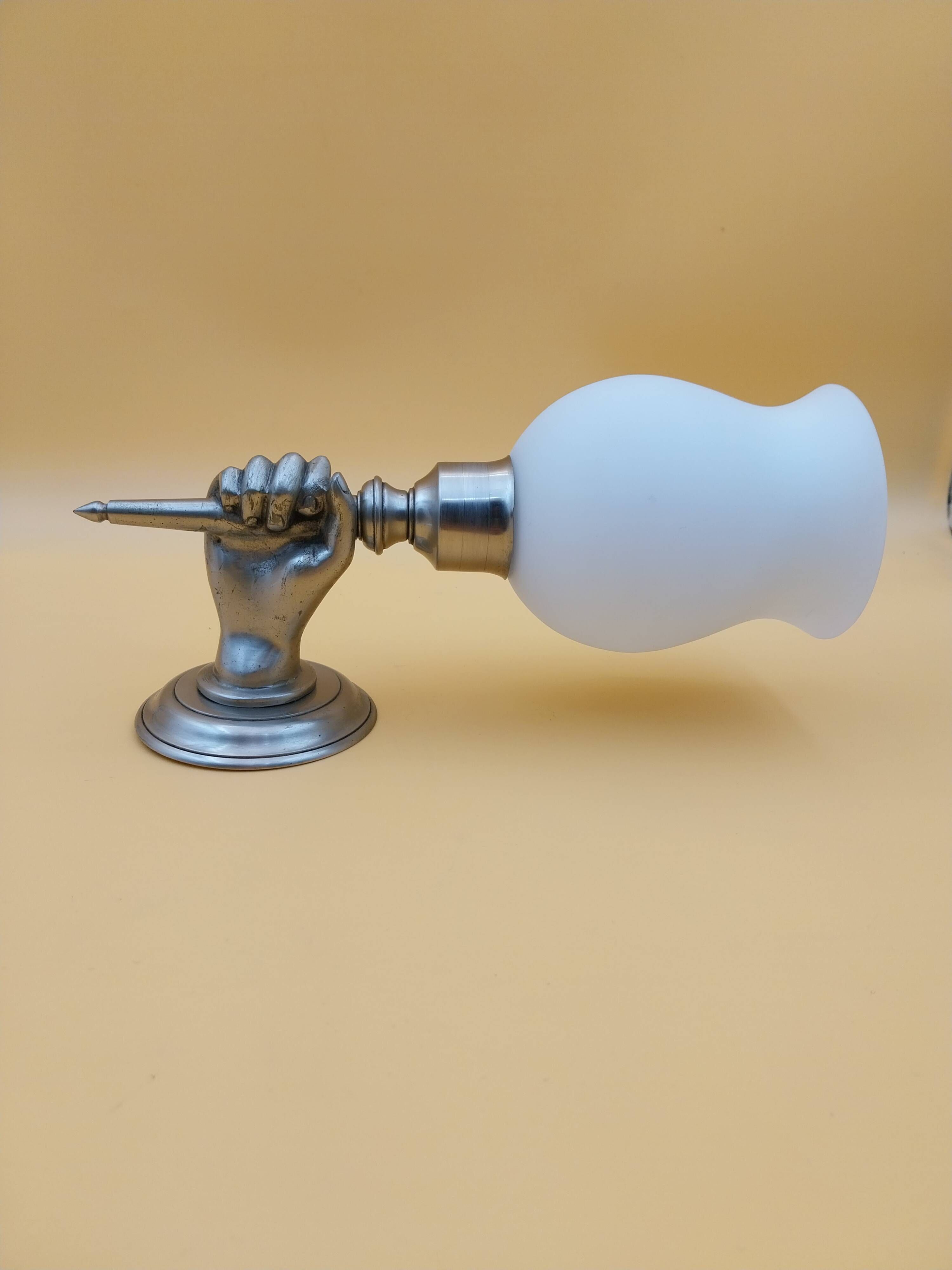 Metal wall light with opaline globe
