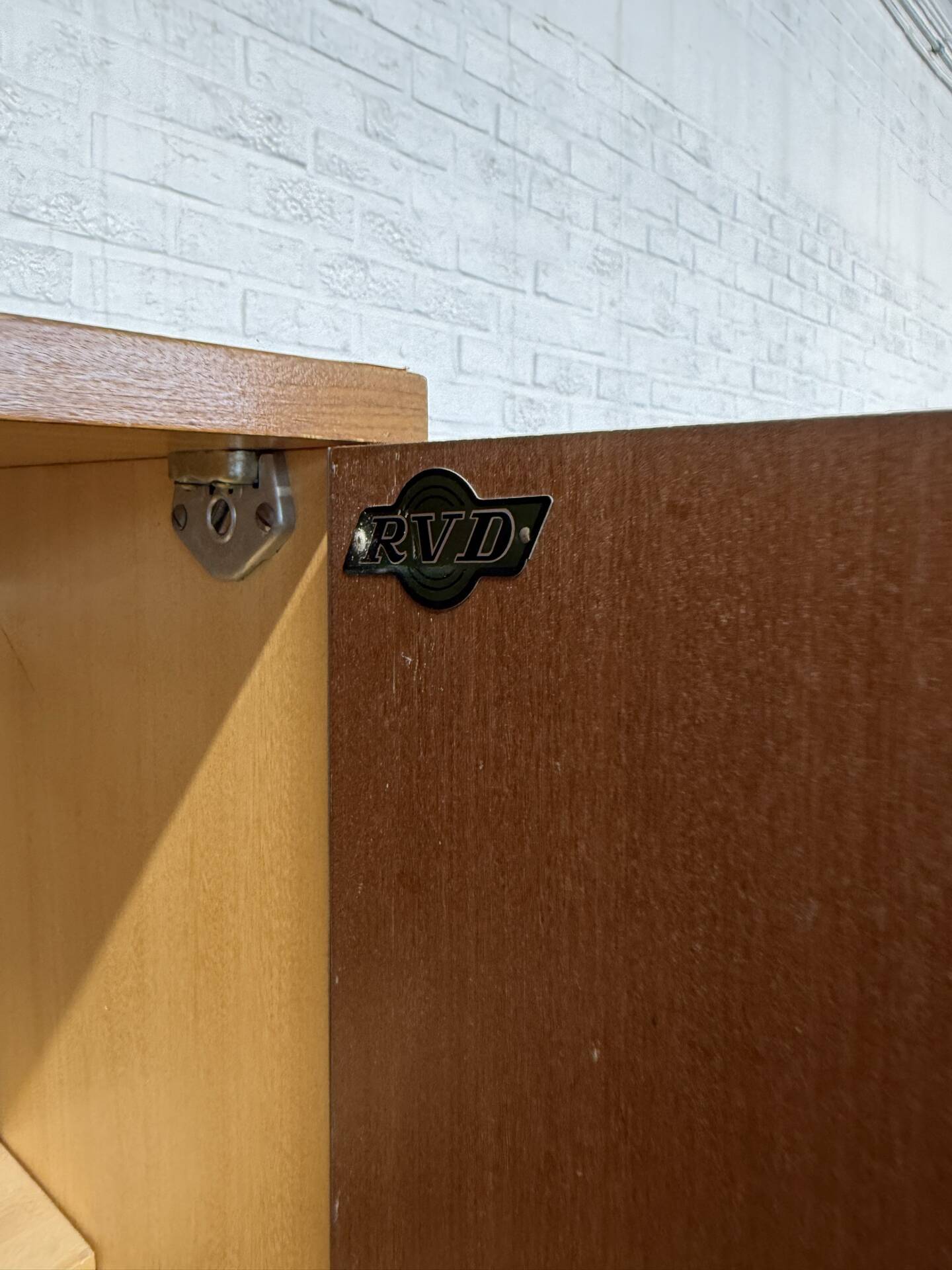 Vintage RVD Belgian Mid-Century Wardrobe — Lacquered Rosewood Veneer &