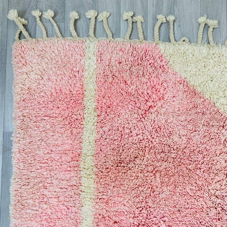 Handmade pure wool rug, size 150 x 250 cm