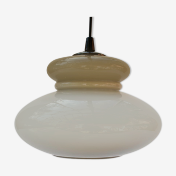 Suspension globe rond verre opaline beige taupe vintage