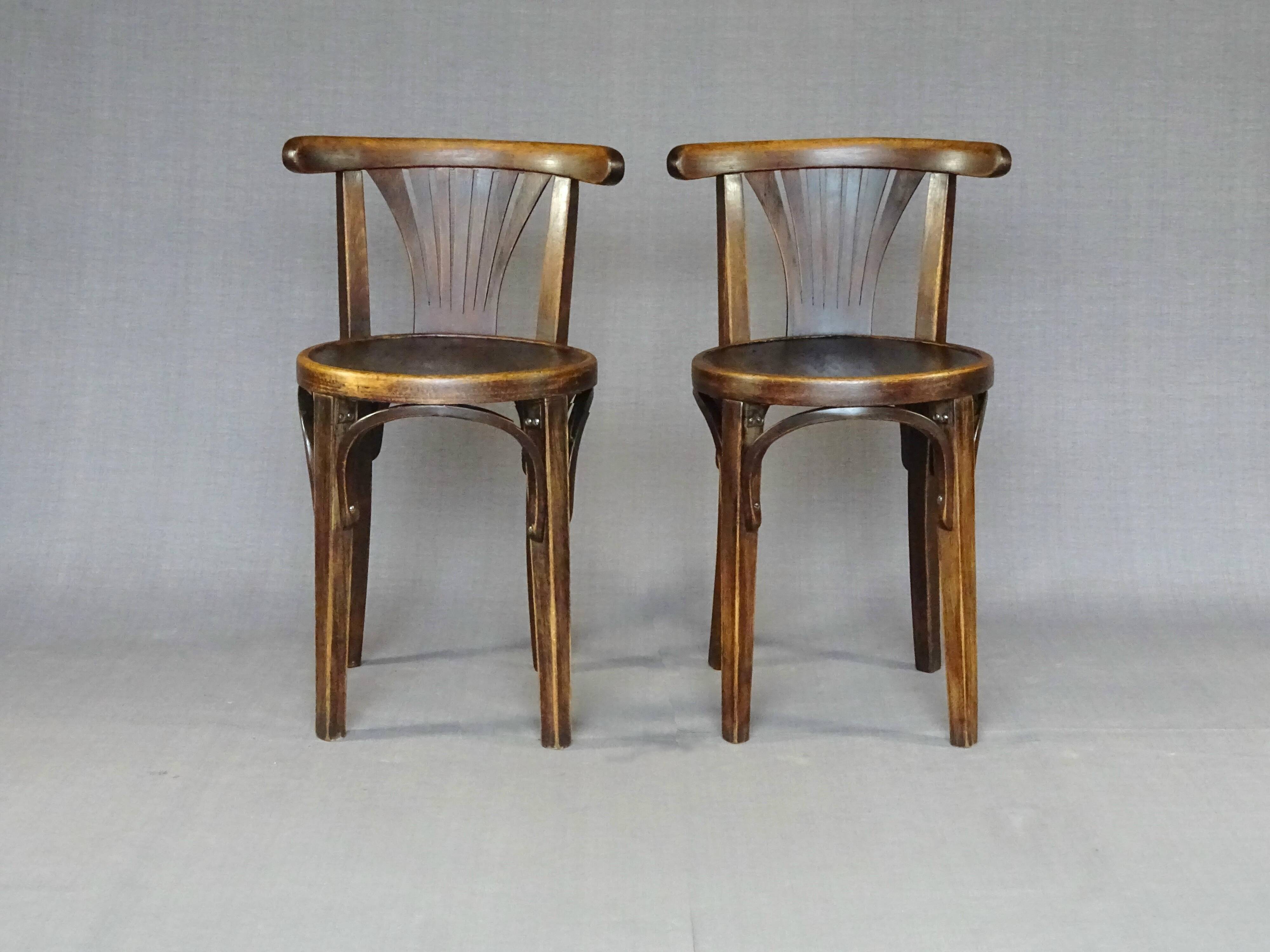 2 stools/bistro chairs, Thonet 1925, with palmette backrest No Baumann