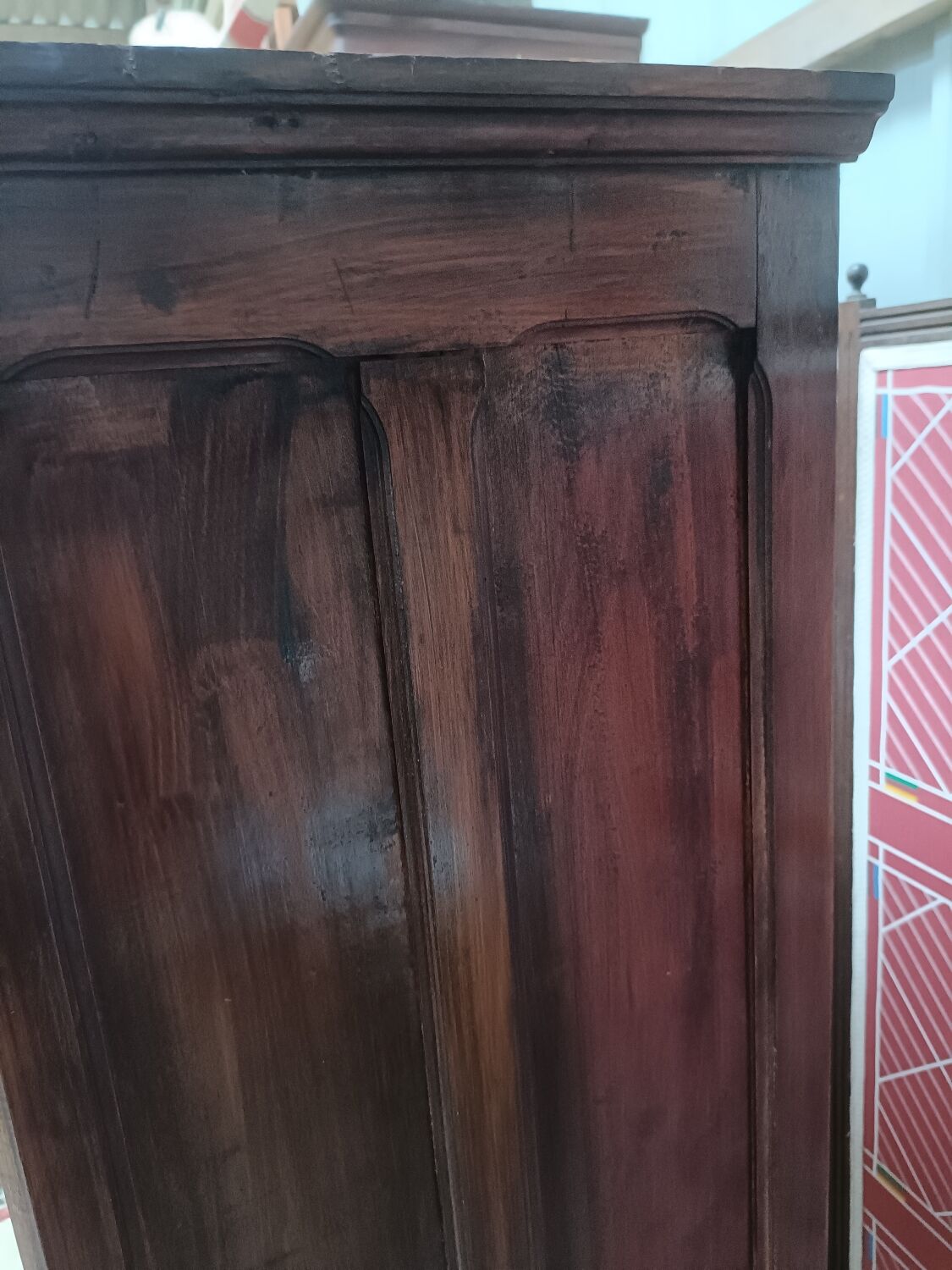 Old showcase, glass door and 4 shelves