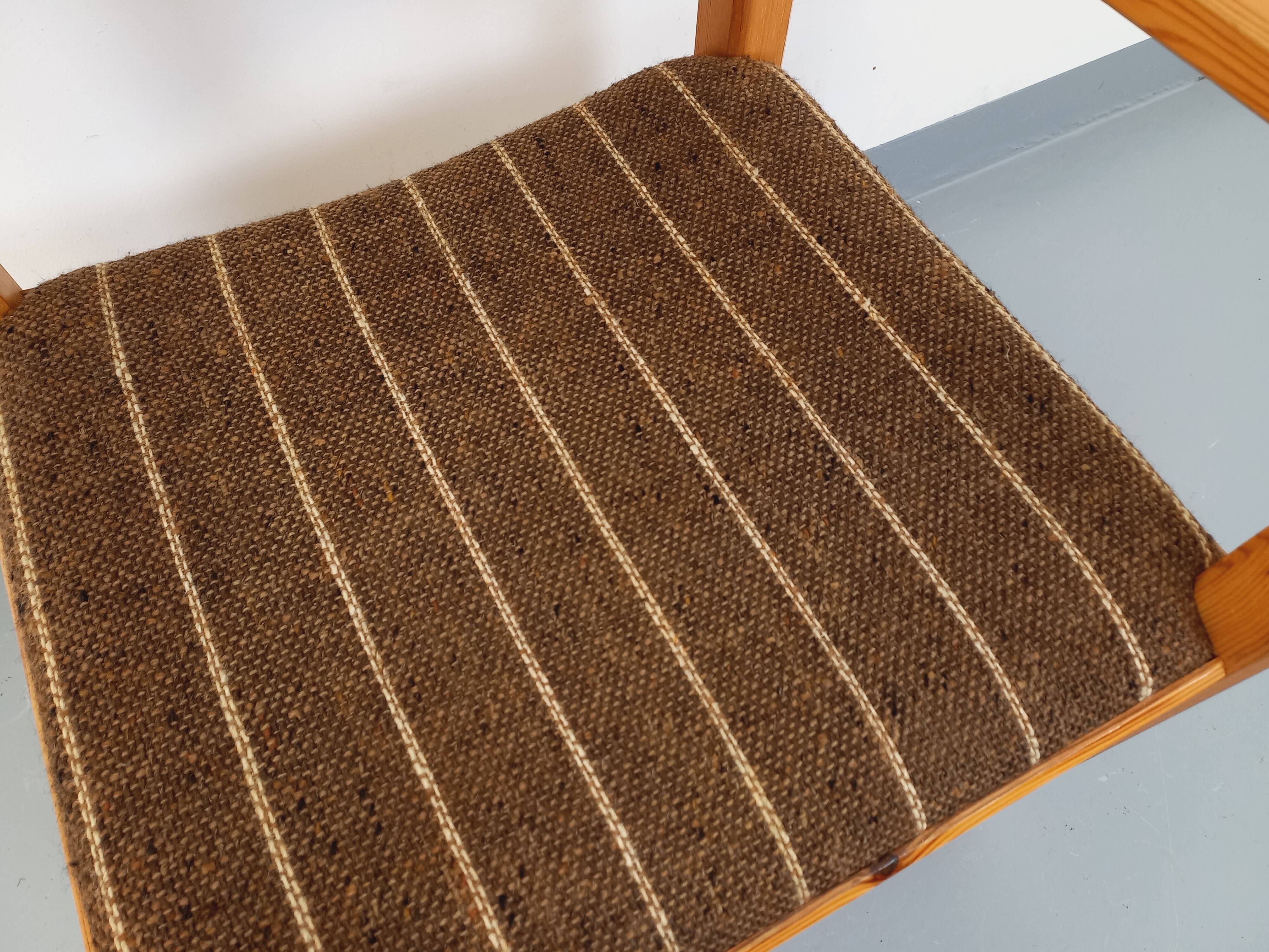 Vintage armchair in pine and fabric from the 80s