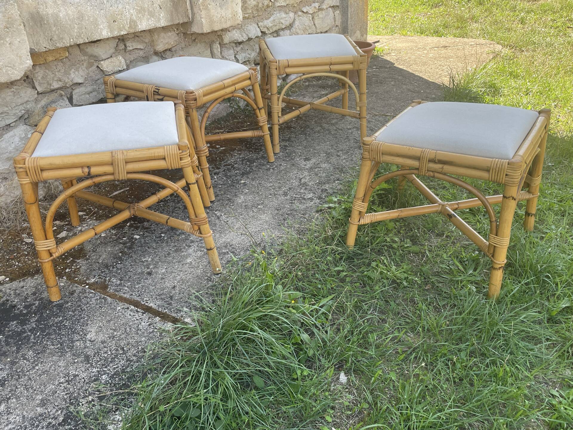 4 tabourets vintage bambou et rotin – années 60/70