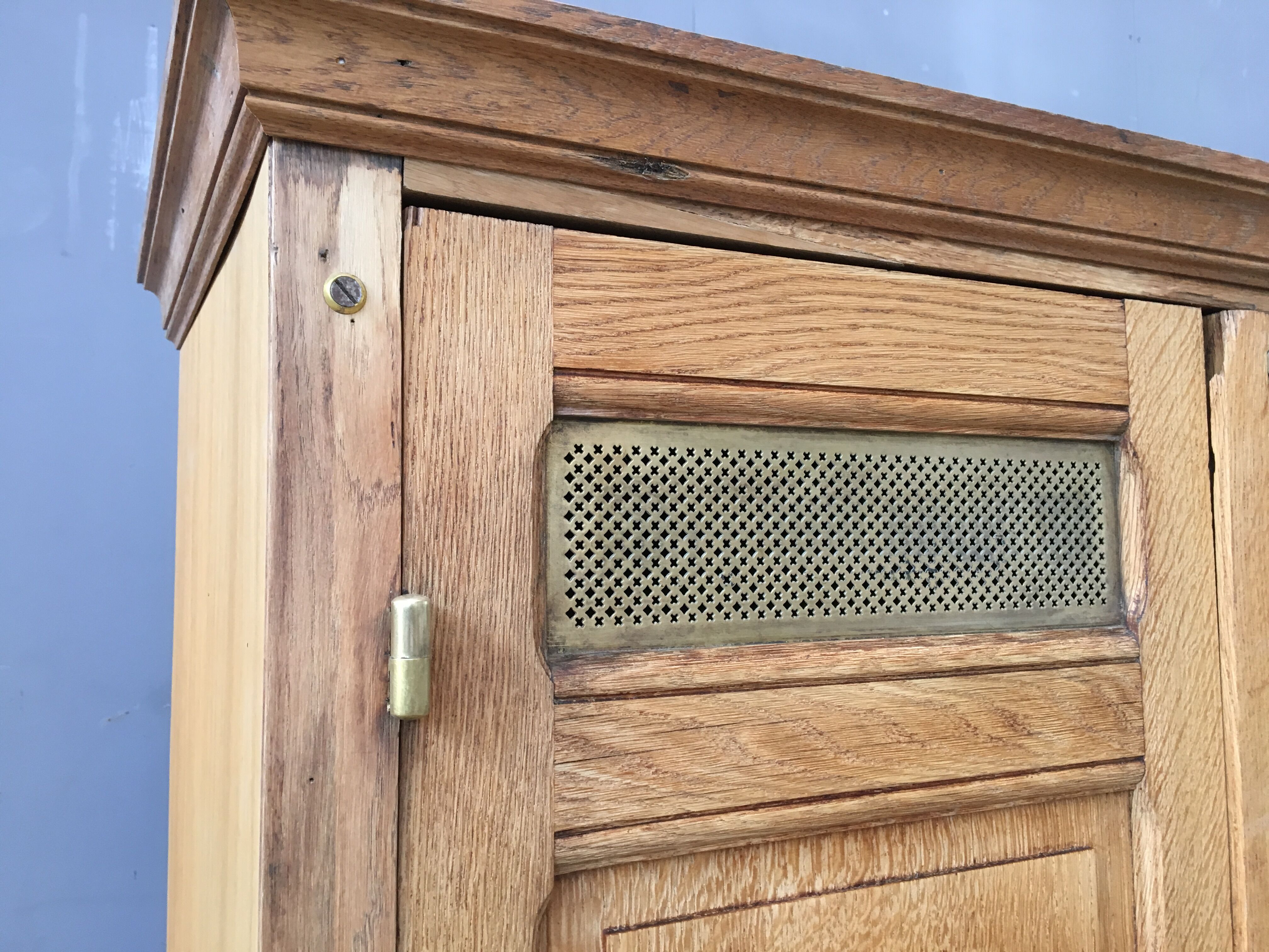30s Oak cloakroom from the national bank in France