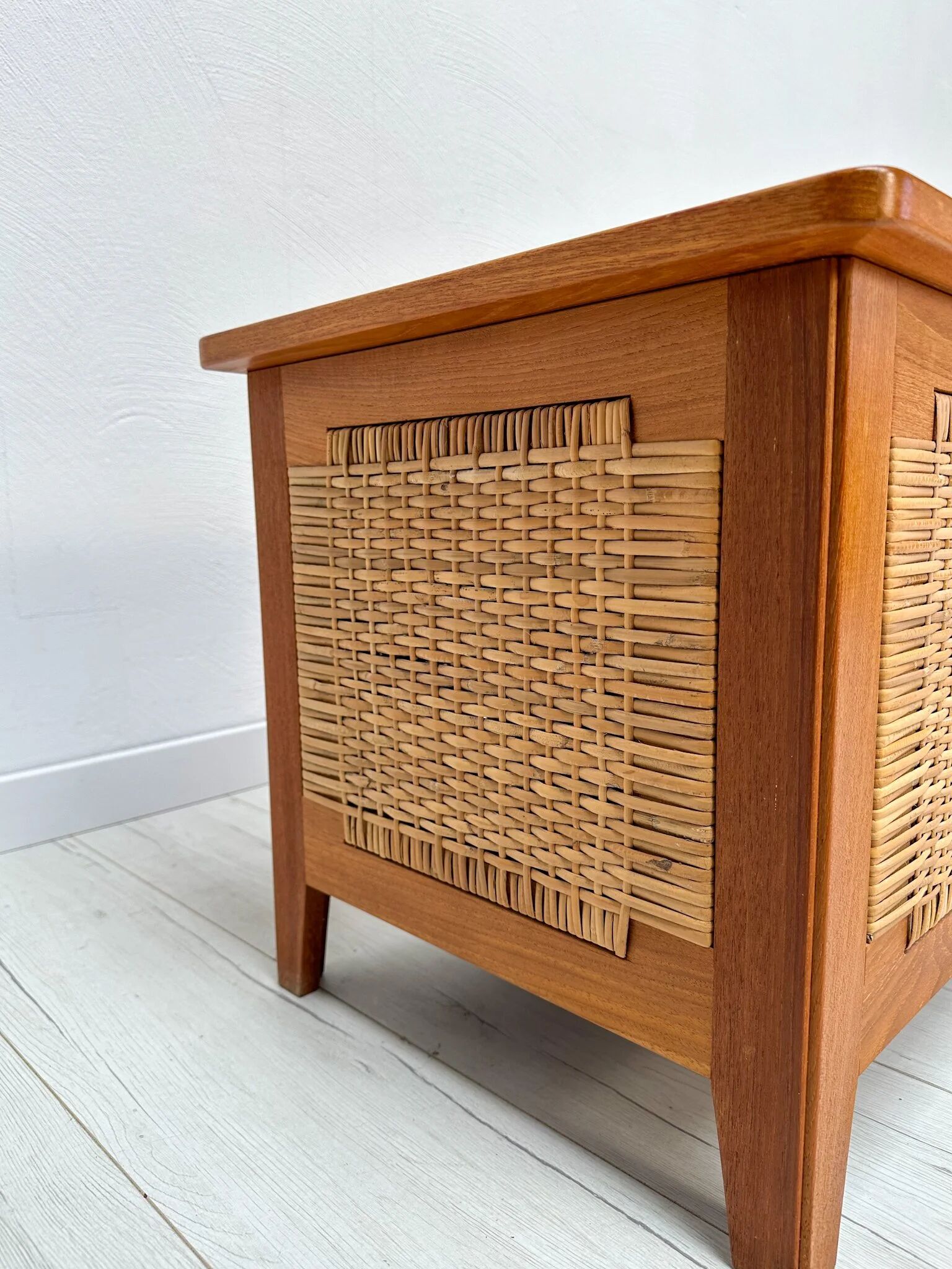 1960s vintage Danish teak blanket chest / storage bench by Kai Winding for Poul Hundevad