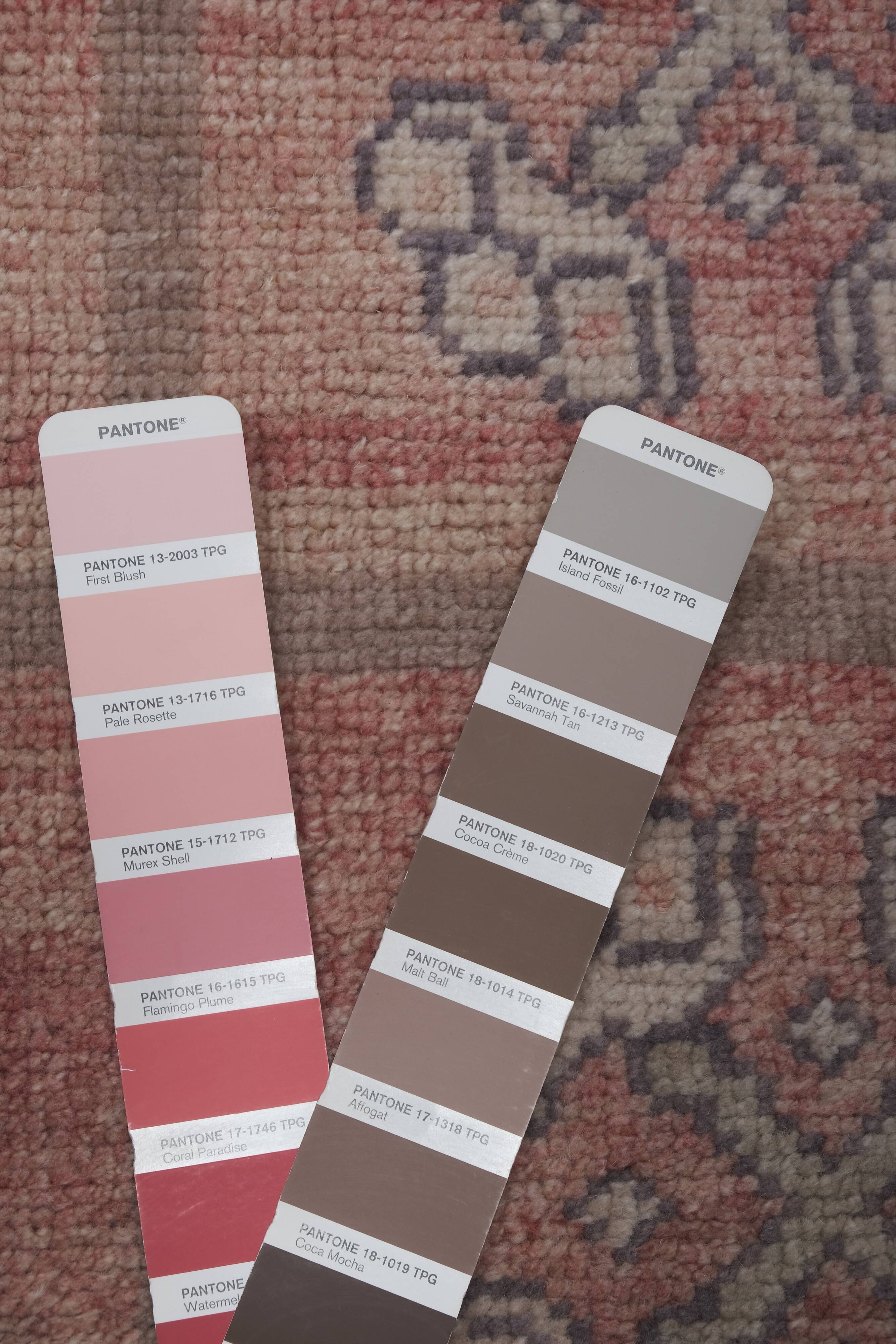 Vintage Turkish rug from Oushak, hand-woven 92x168 cm