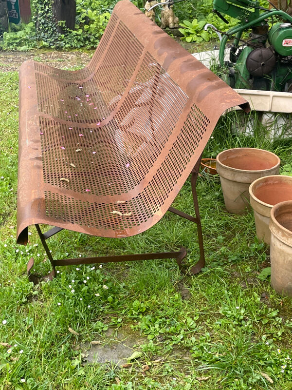 Banc de jardin de style industriel français en métal forgé