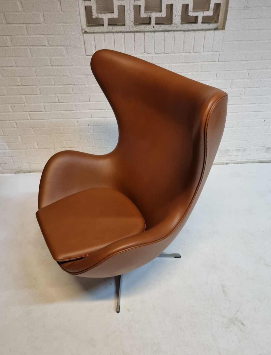 Arne Jacobsen Egg chair by Fritz Hansen