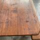 Table de brasserie et ses 2 bancs