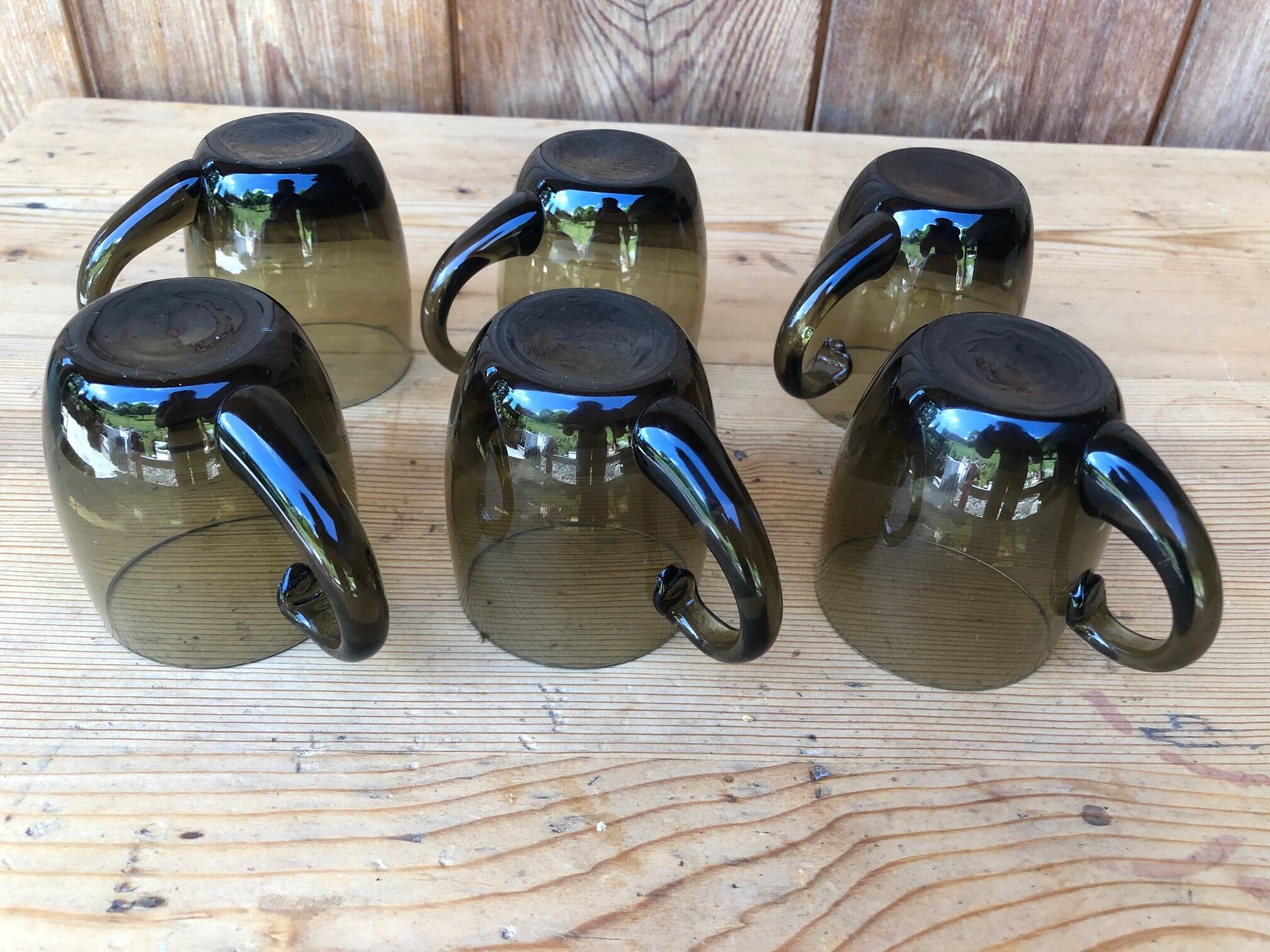 Lot coffee cups in smoked brown glass 70s, rounded shape, beautiful handcrafted.
