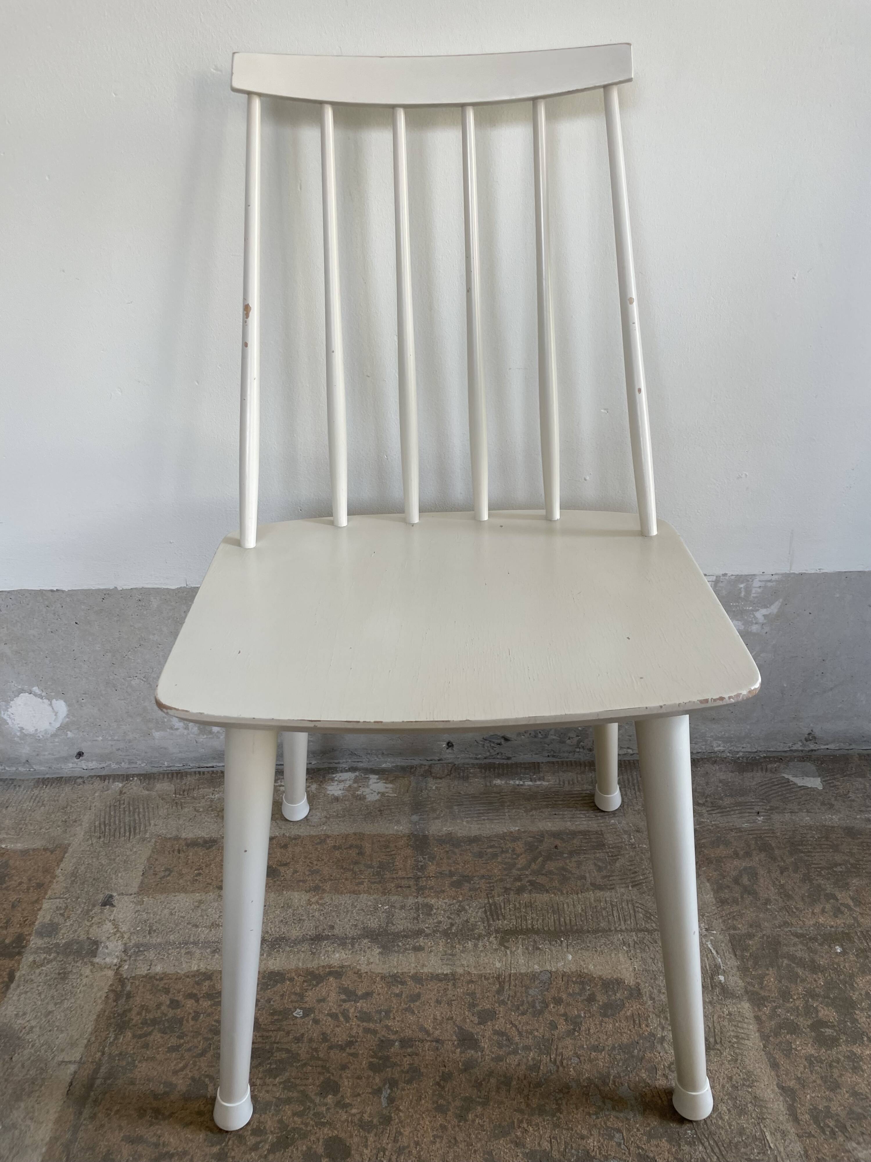 Two white, wooden Farstrup chairs, model 216