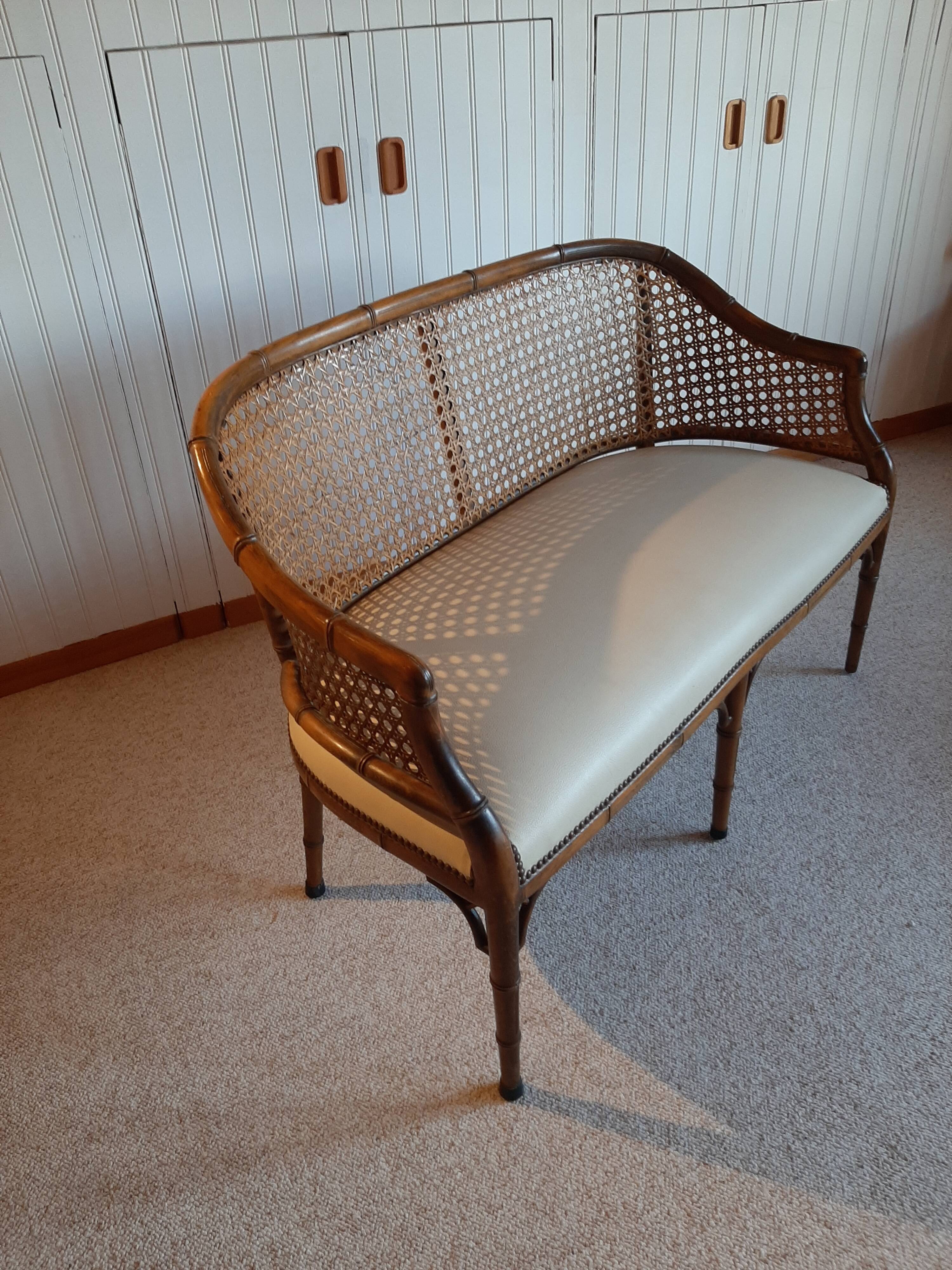 2-seater bamboo cane bench in vintage white imitation leather