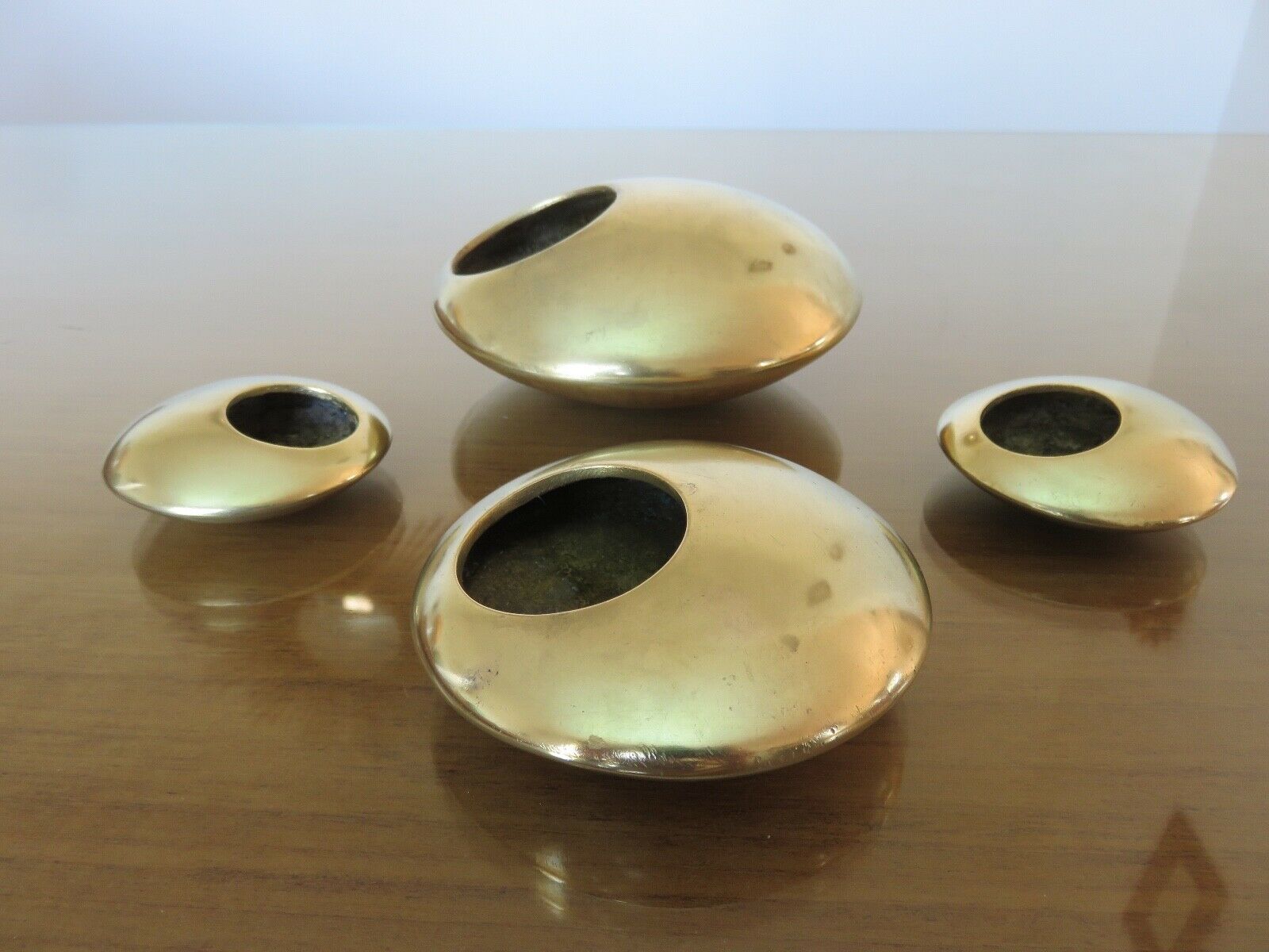 Series of 4 Scandinavian "pebble" ashtrays in bronze 70s
