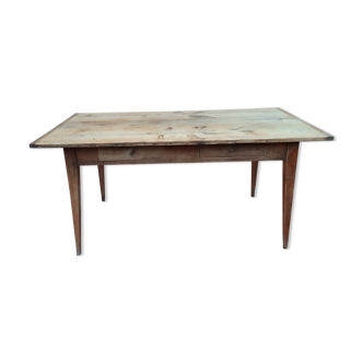 Farm table