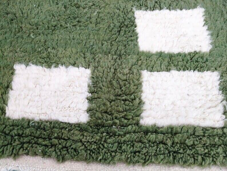 Hand-woven Beni Ouraine rug, size 150 x 250 cm