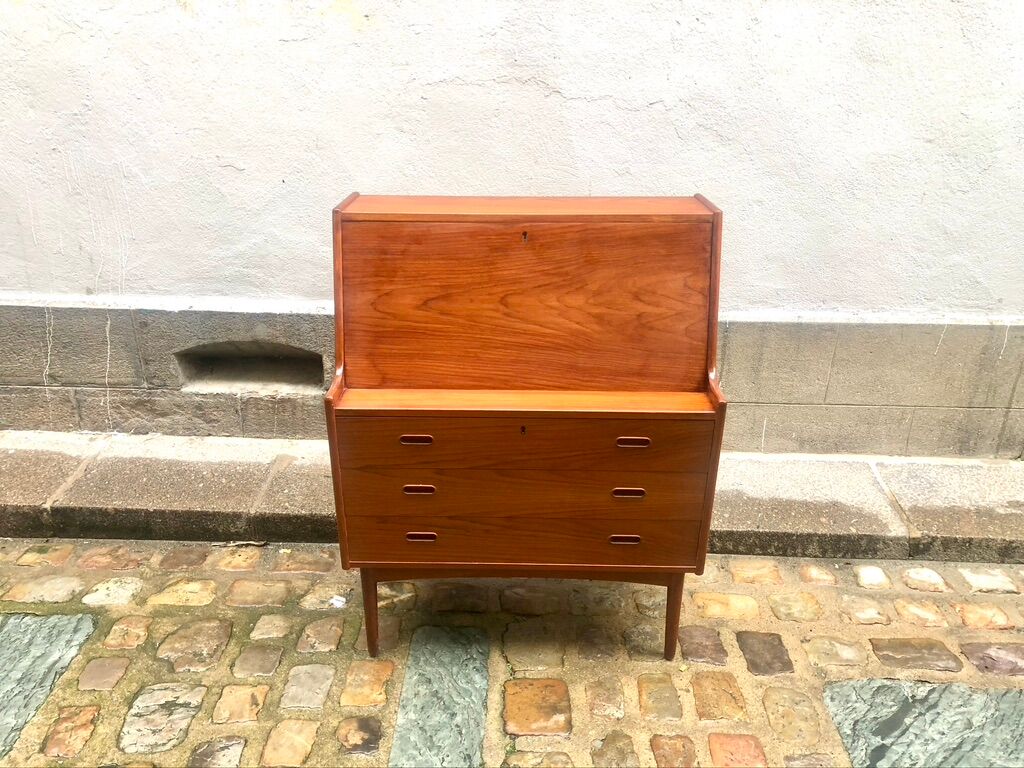 Secretary by Arne Wahl Iversen Denmark 1960