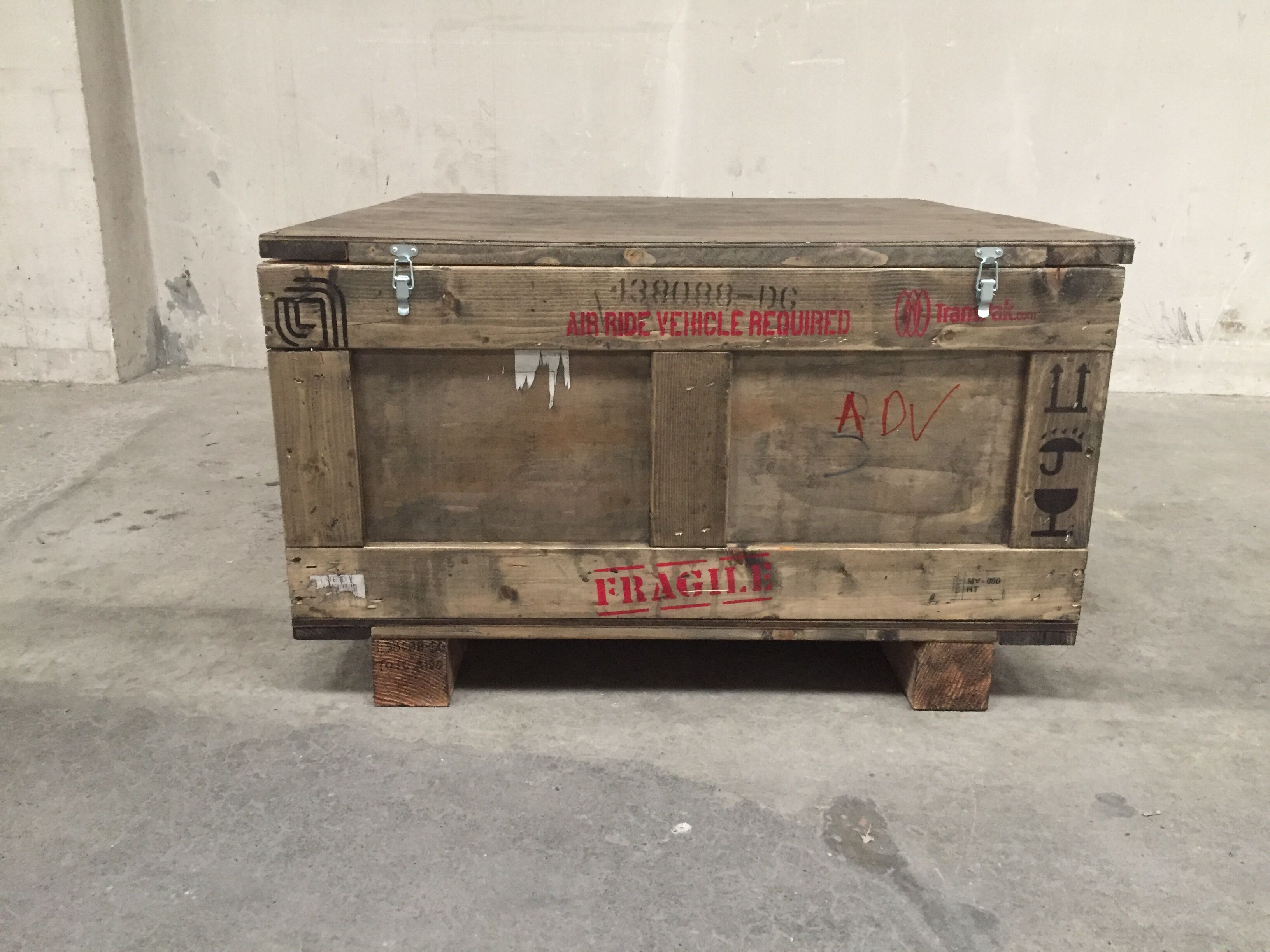 Coffee table industrial boot