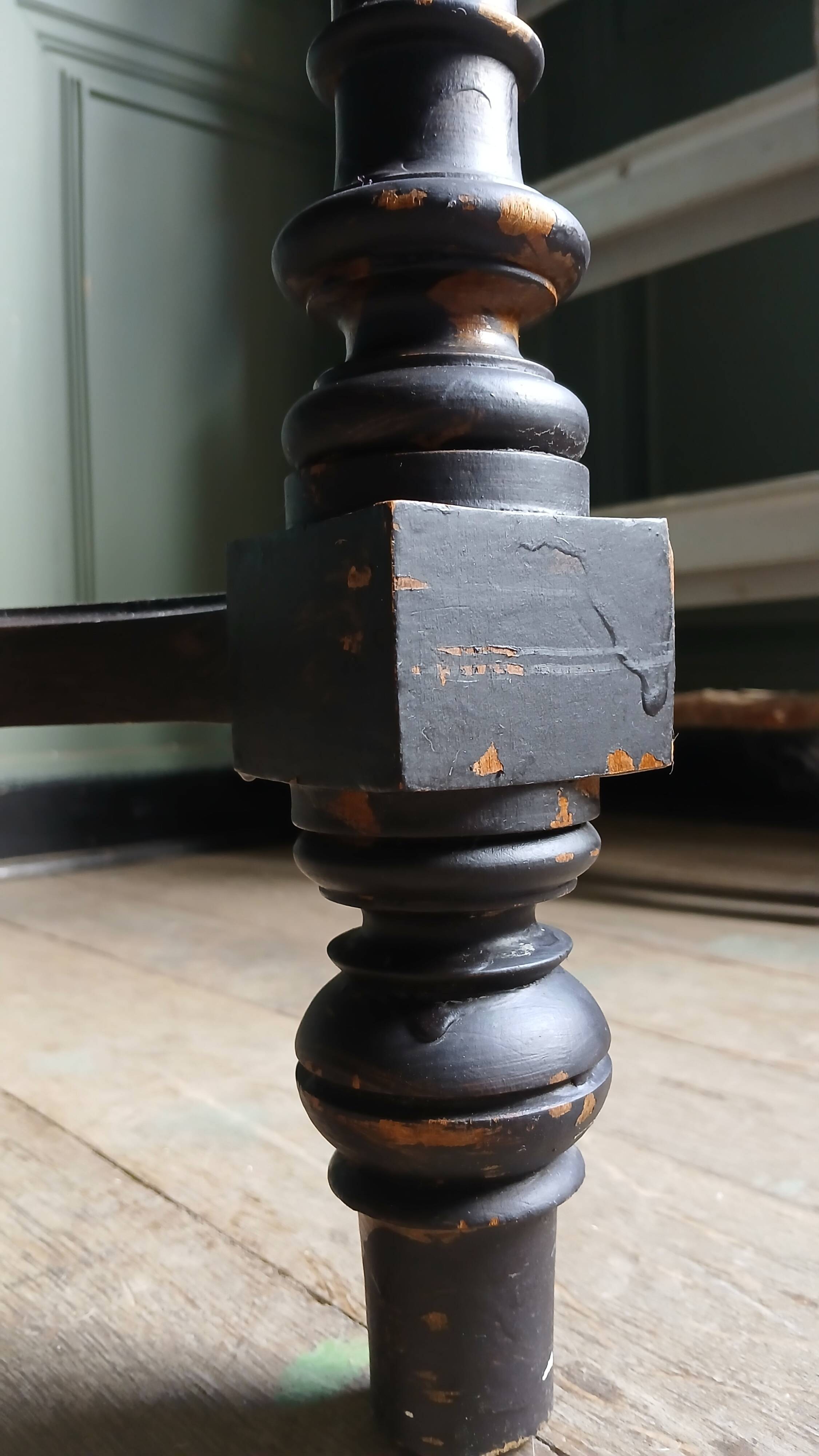 Table de milieu, bureau Napoléon III en bois massif 19ème siècle