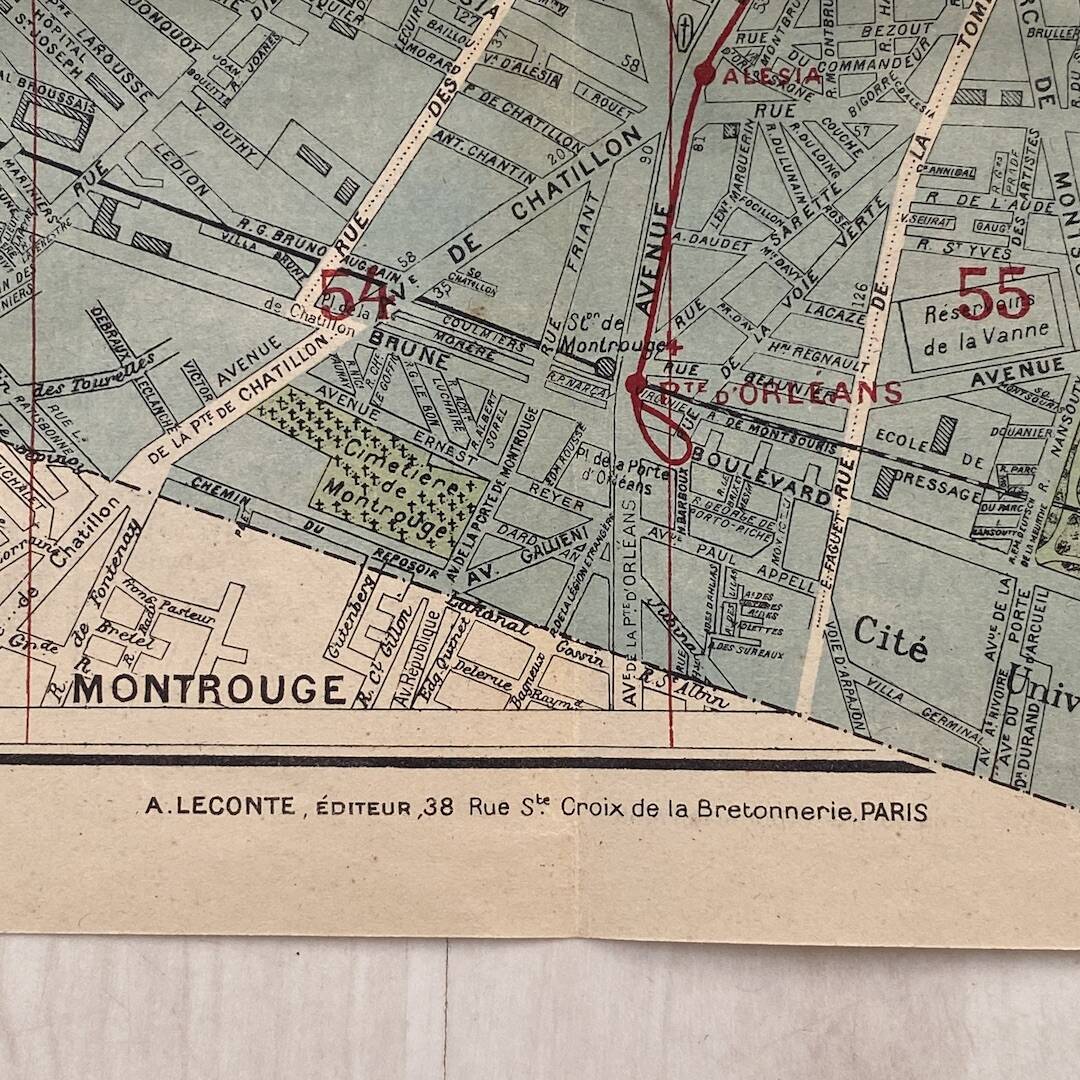 Map of Paris from the 1940s